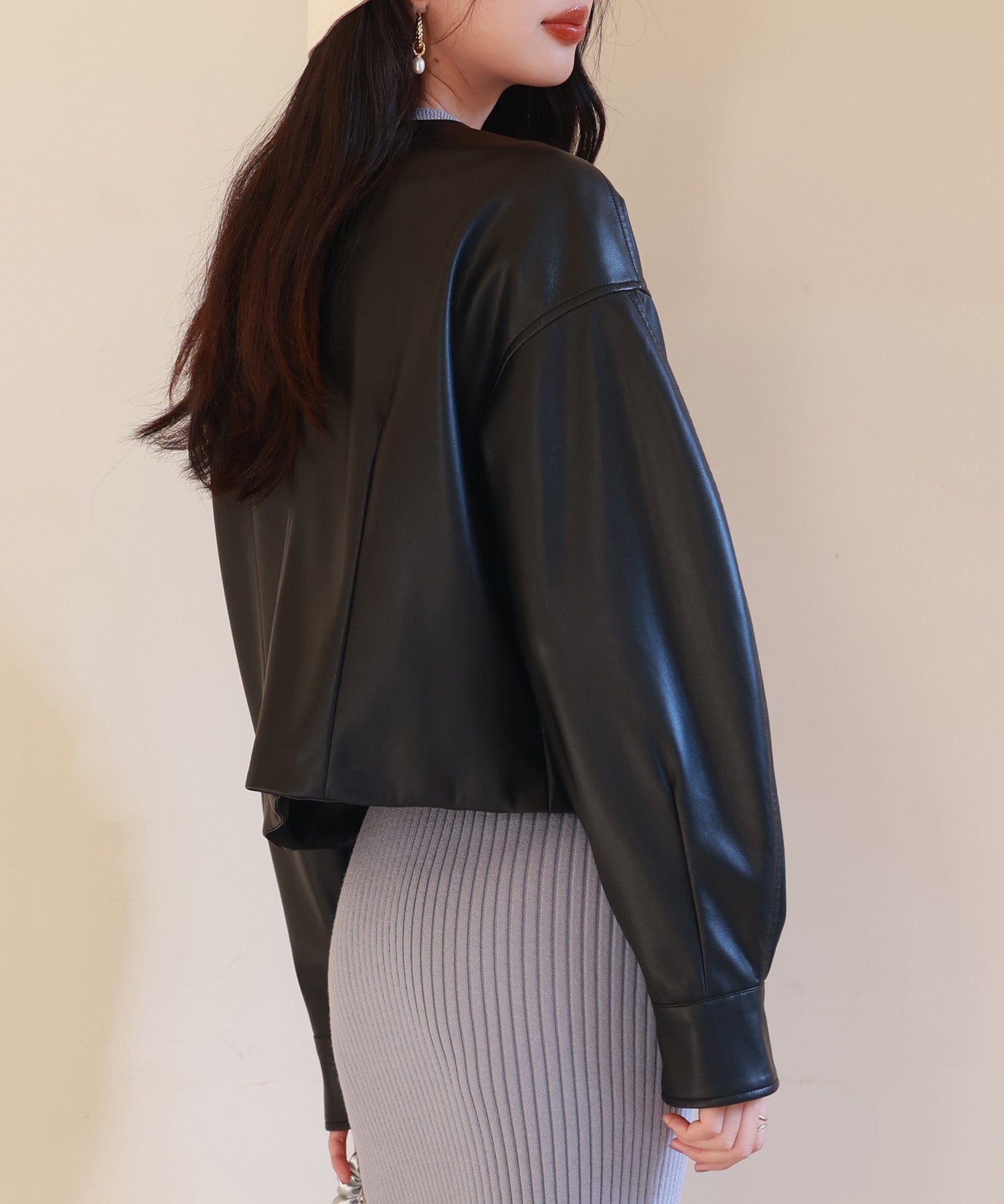 ノーカラーフェイクレザーブルゾンsdpps23004