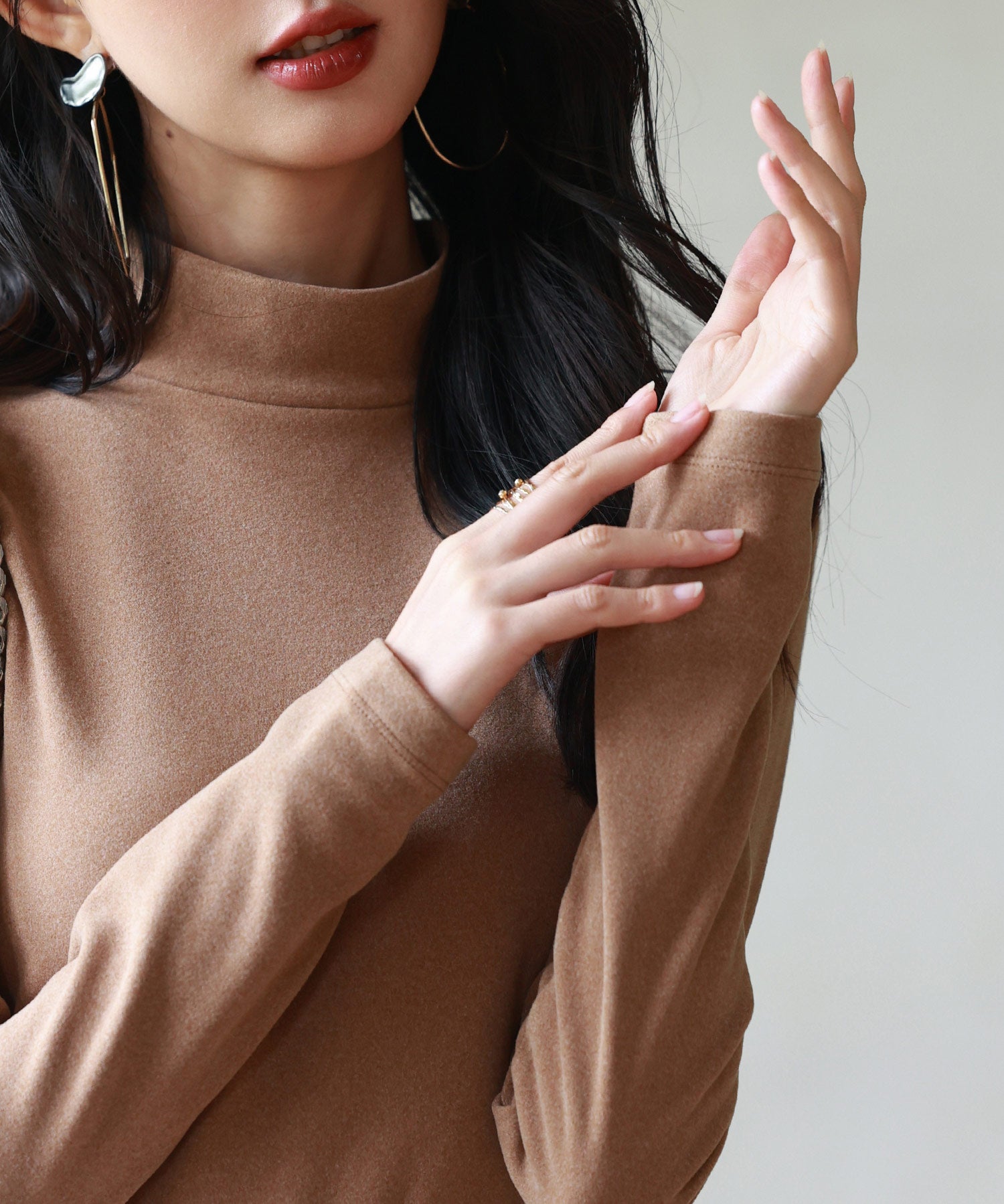 暖かいフリースモックネックトップスsdprd001m