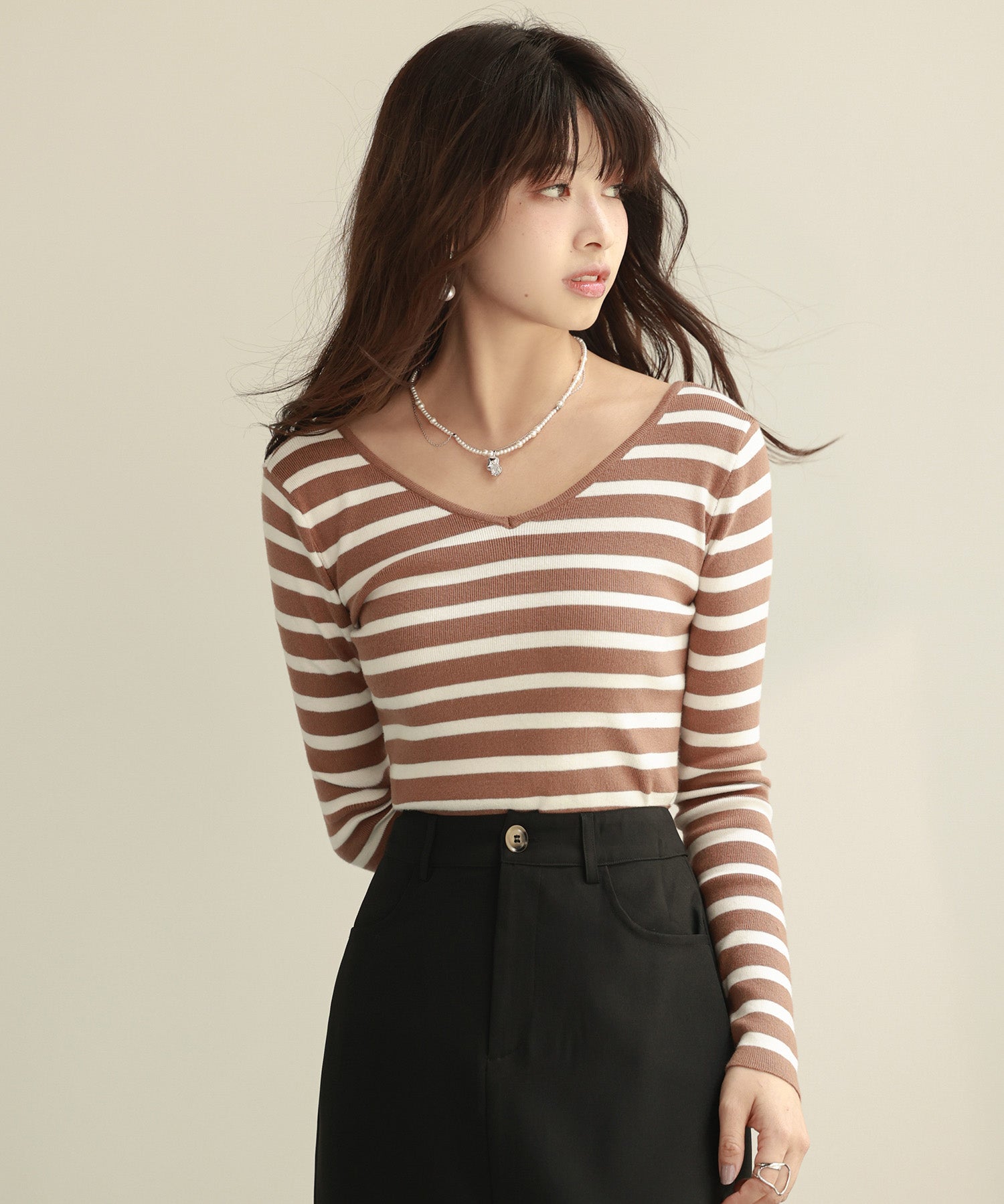 コンパクトVネックニットプルオーバーsdpxyf2743 ブラウン系その他