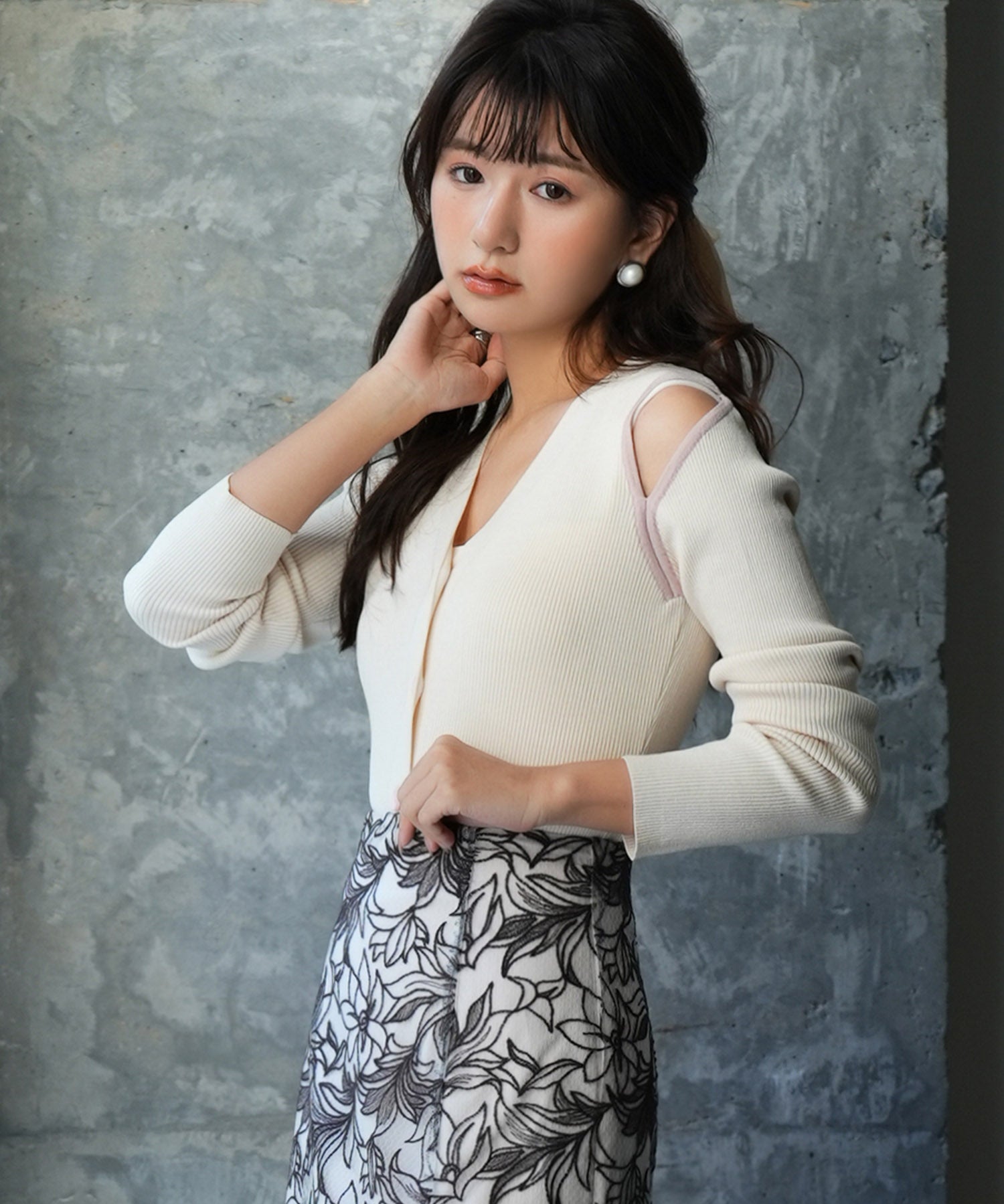 配色オープンショルダーニットプルオーバーsdpxyf6068 アイボリー