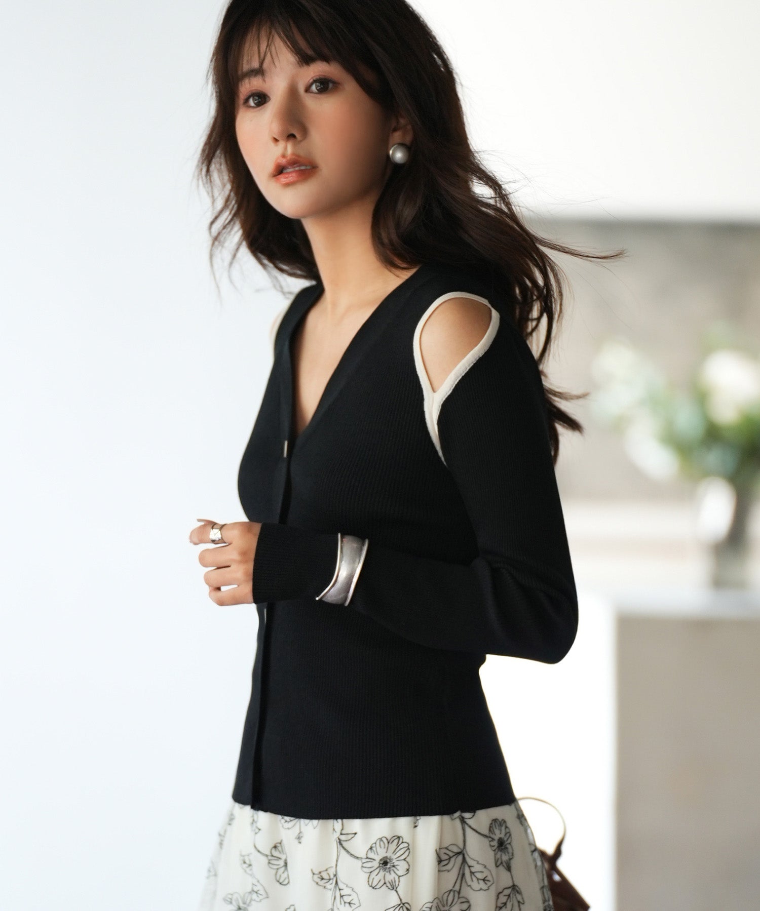 配色オープンショルダーニットプルオーバーsdpxyf6068 ブラック