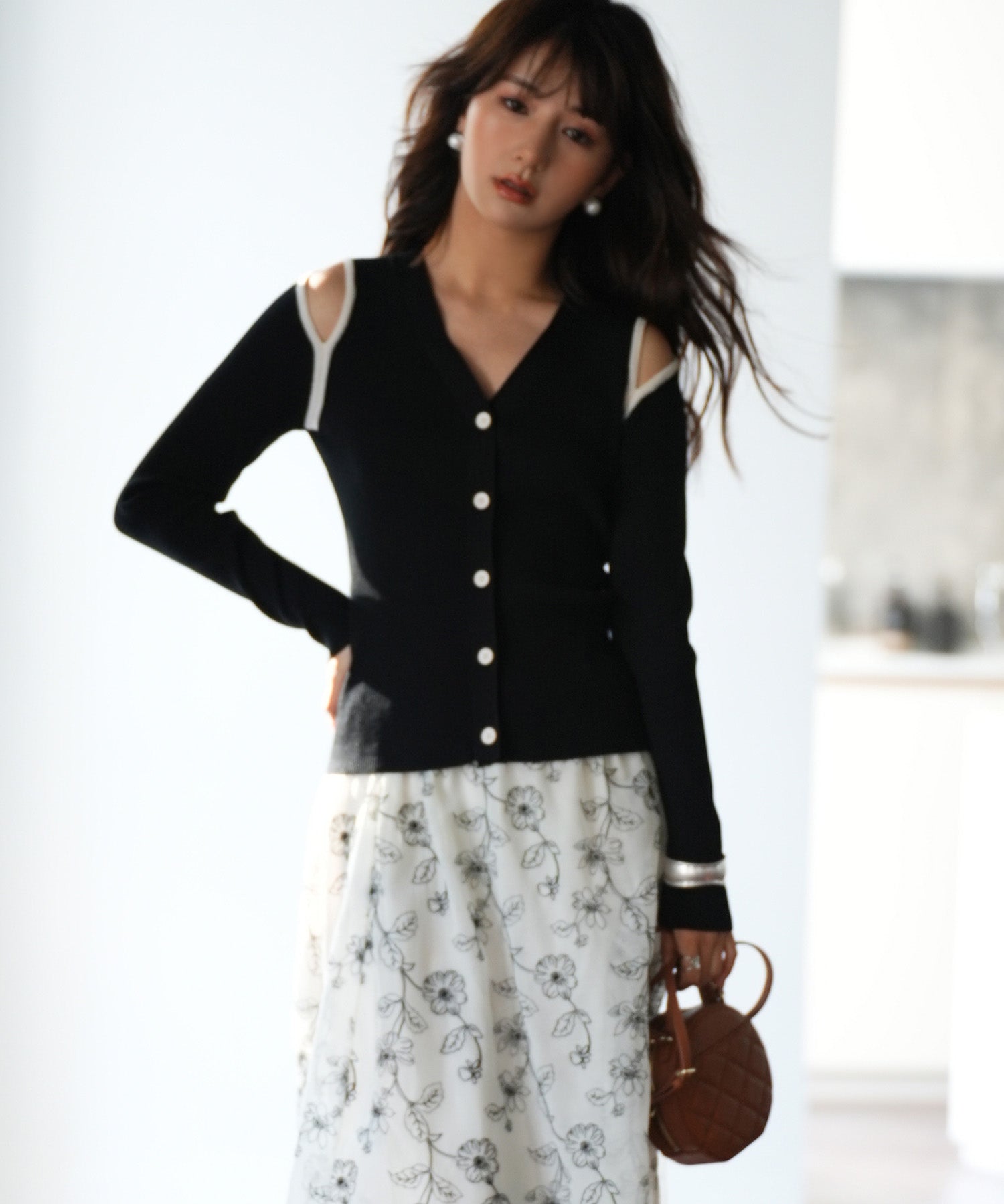 配色オープンショルダーニットプルオーバーsdpxyf6068 ブラック