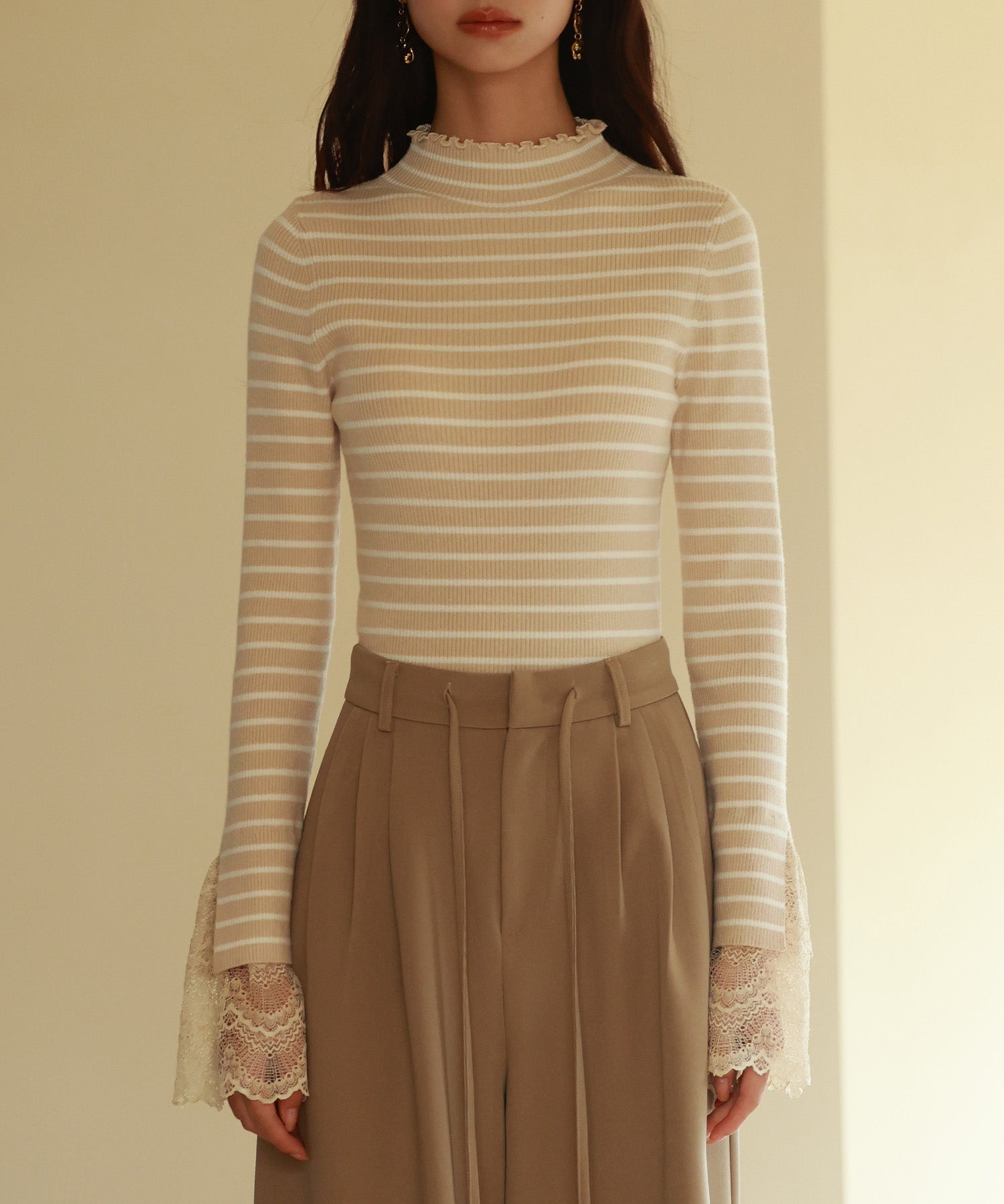 レース袖口プチハイネックニットsdpxyf6302 ベージュ