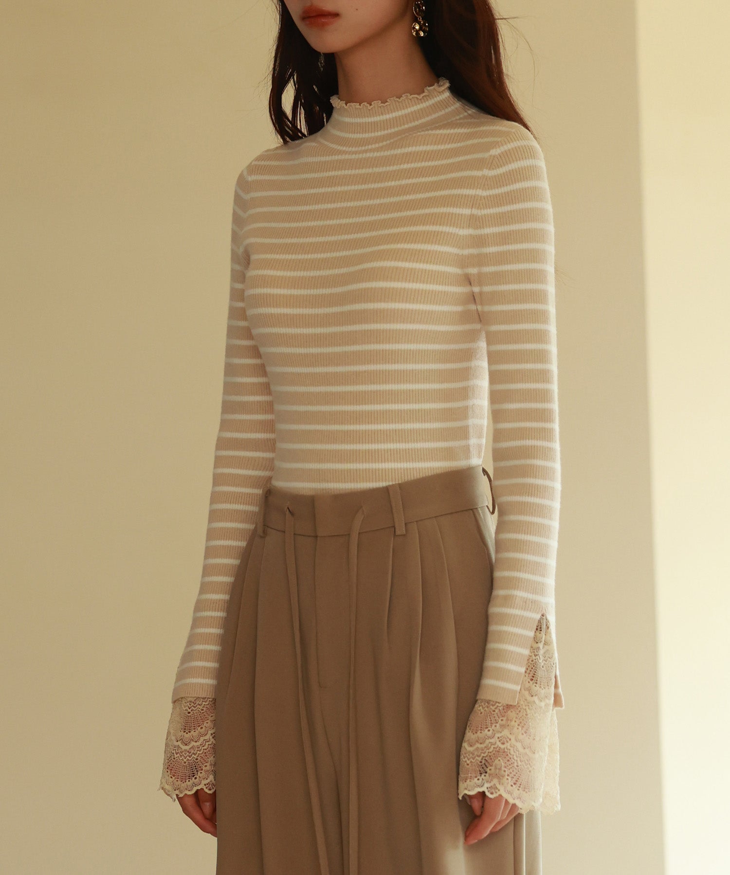 レース袖口プチハイネックニットsdpxyf6302 ベージュ