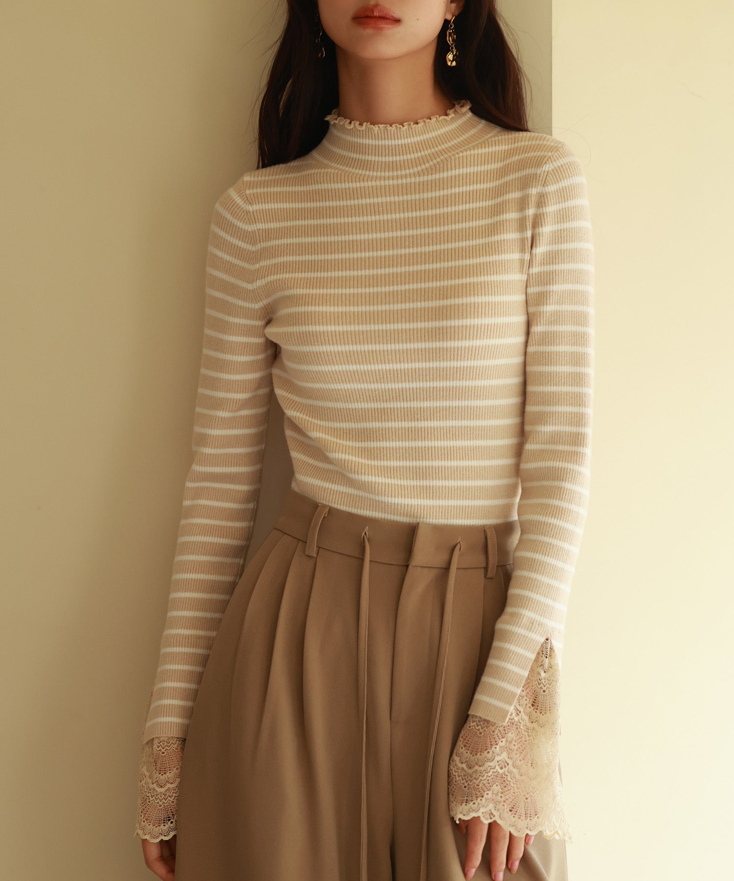 レース袖口プチハイネックニットsdpxyf6302 ベージュ