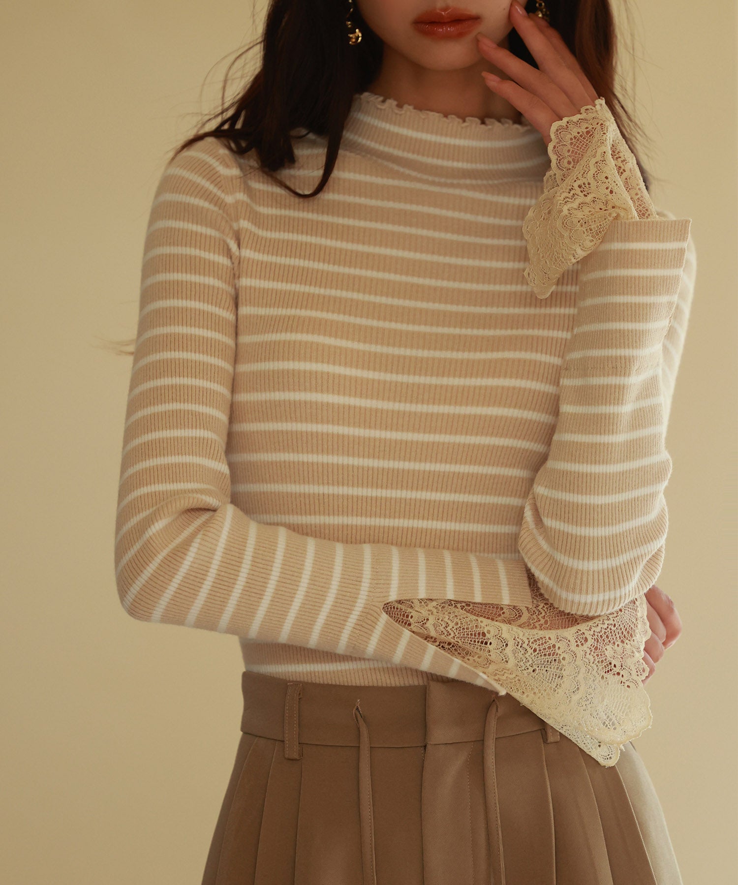 レース袖口プチハイネックニットsdpxyf6302 ベージュ