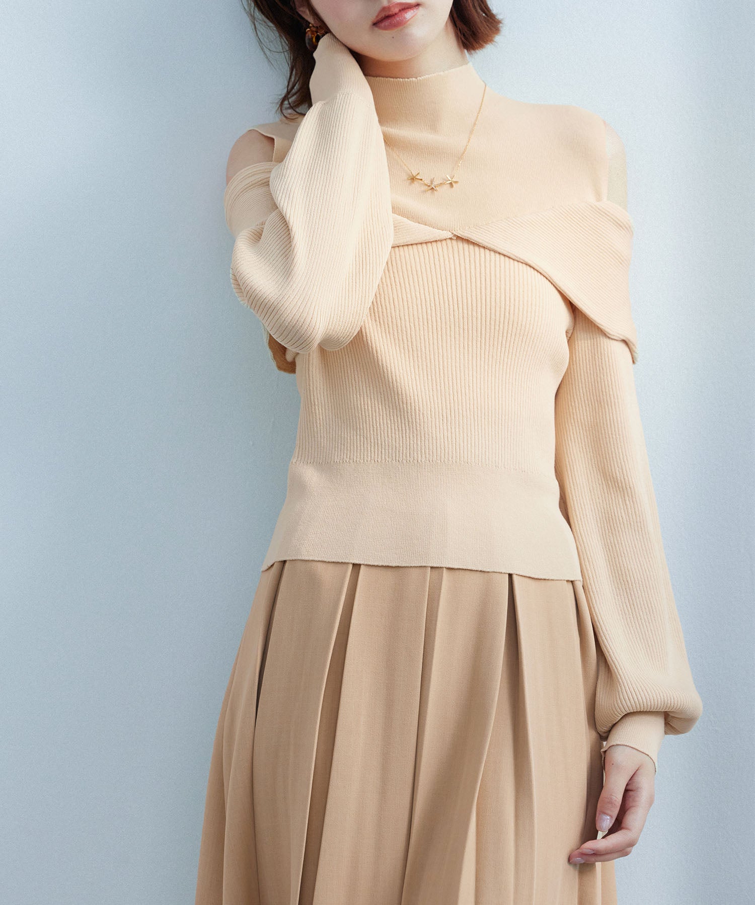 オープンショルダープチハイネックニットプルオーバーsdpxyf6582 ベージュ