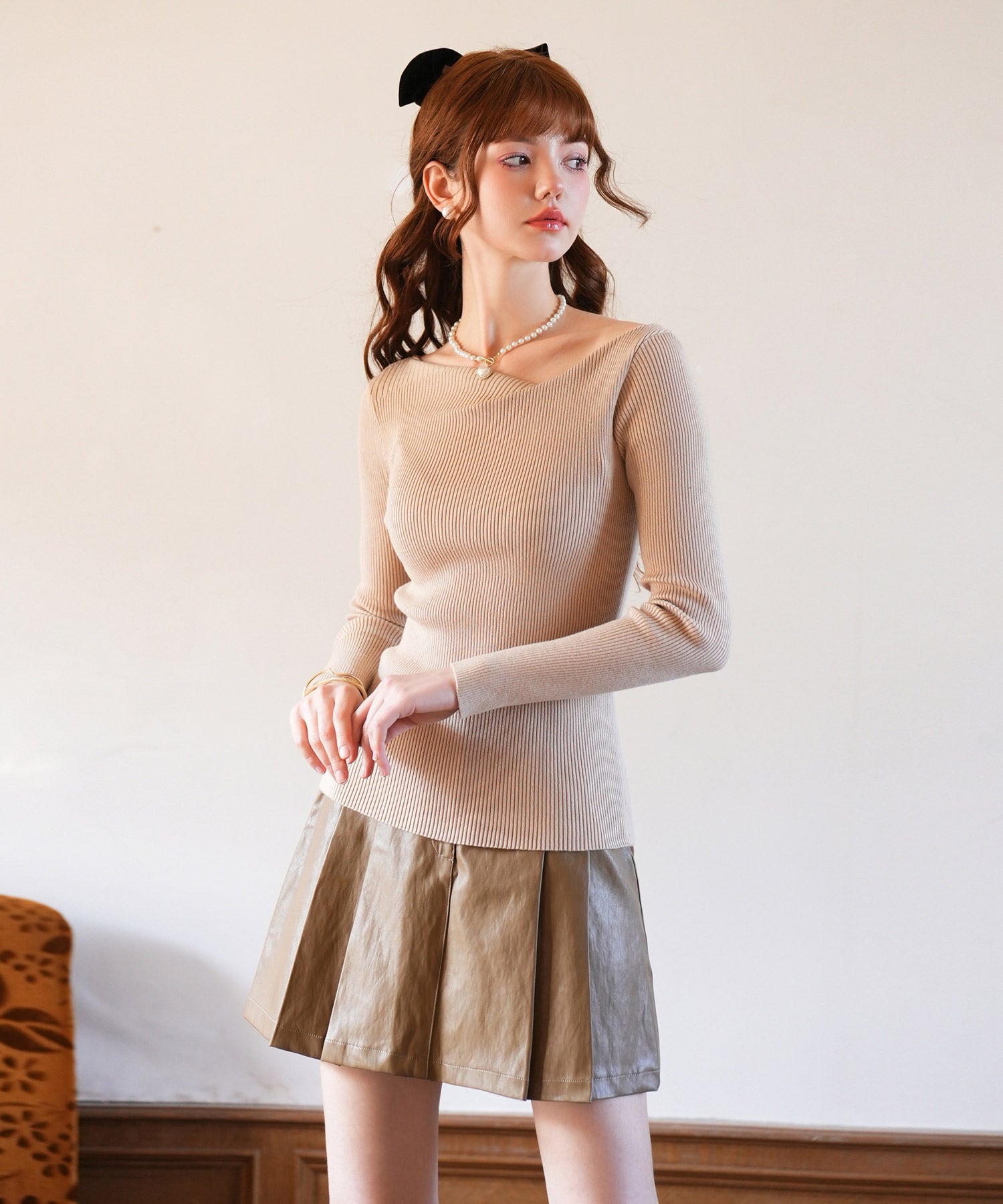 イレギュラーネックニットプルオーバーsdpxyf7042 ベージュ