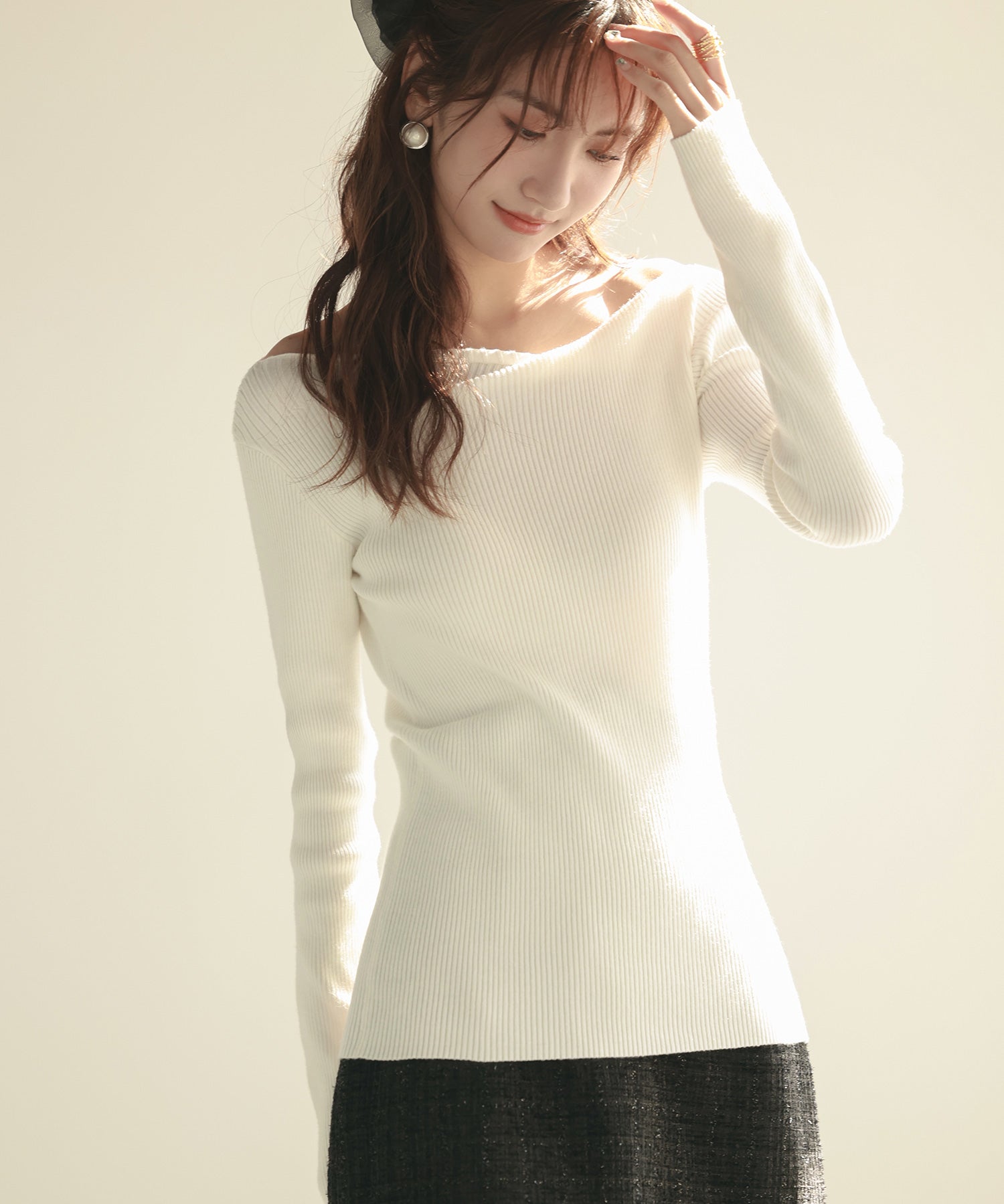 イレギュラーネックニットプルオーバーsdpxyf7042 ホワイト