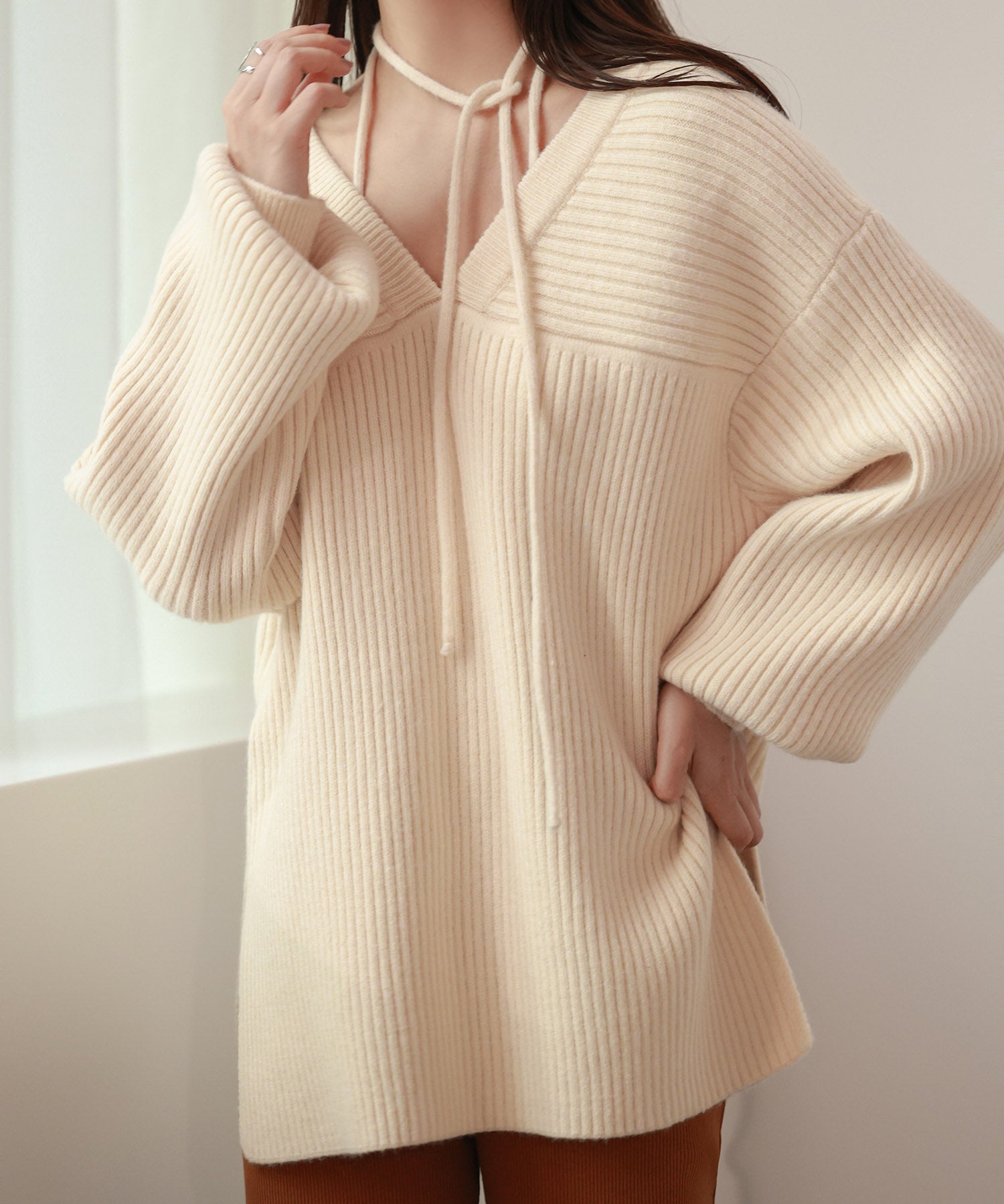 コーデの主役になる紐リボン付きリブニットsdpxyf7050 アイボリー