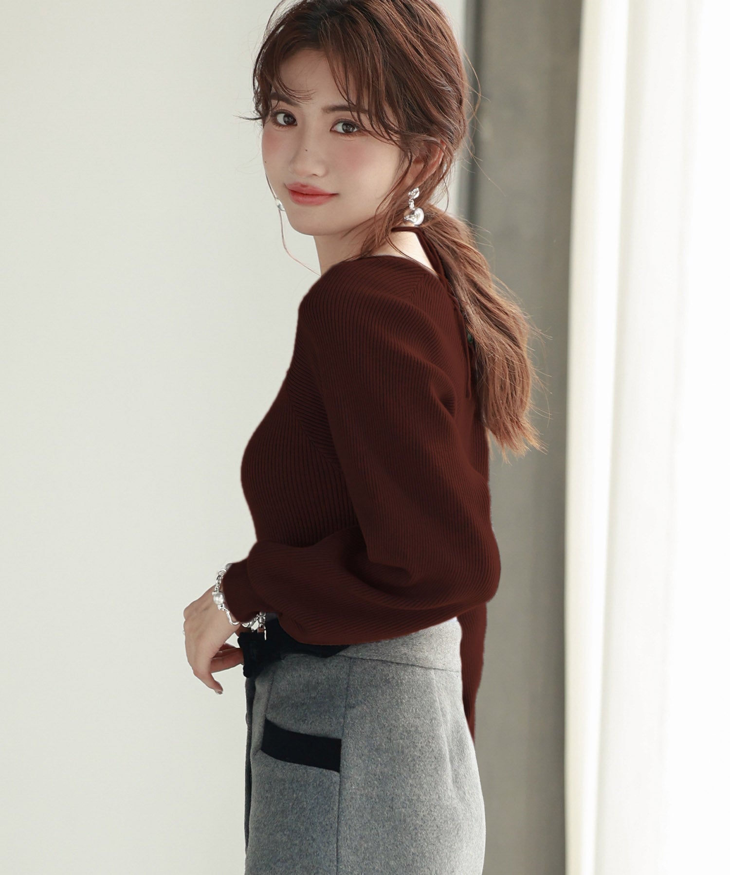 フロントリボンボリュームスリーブニットプルオーバーsdpxyf8121 ブラウン