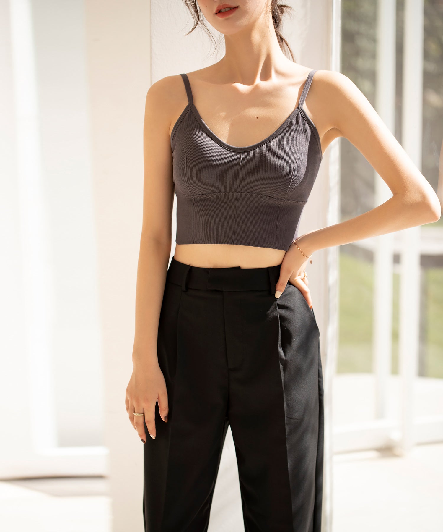 ミディ丈Uネックブラトップtfqtm759 チャコール