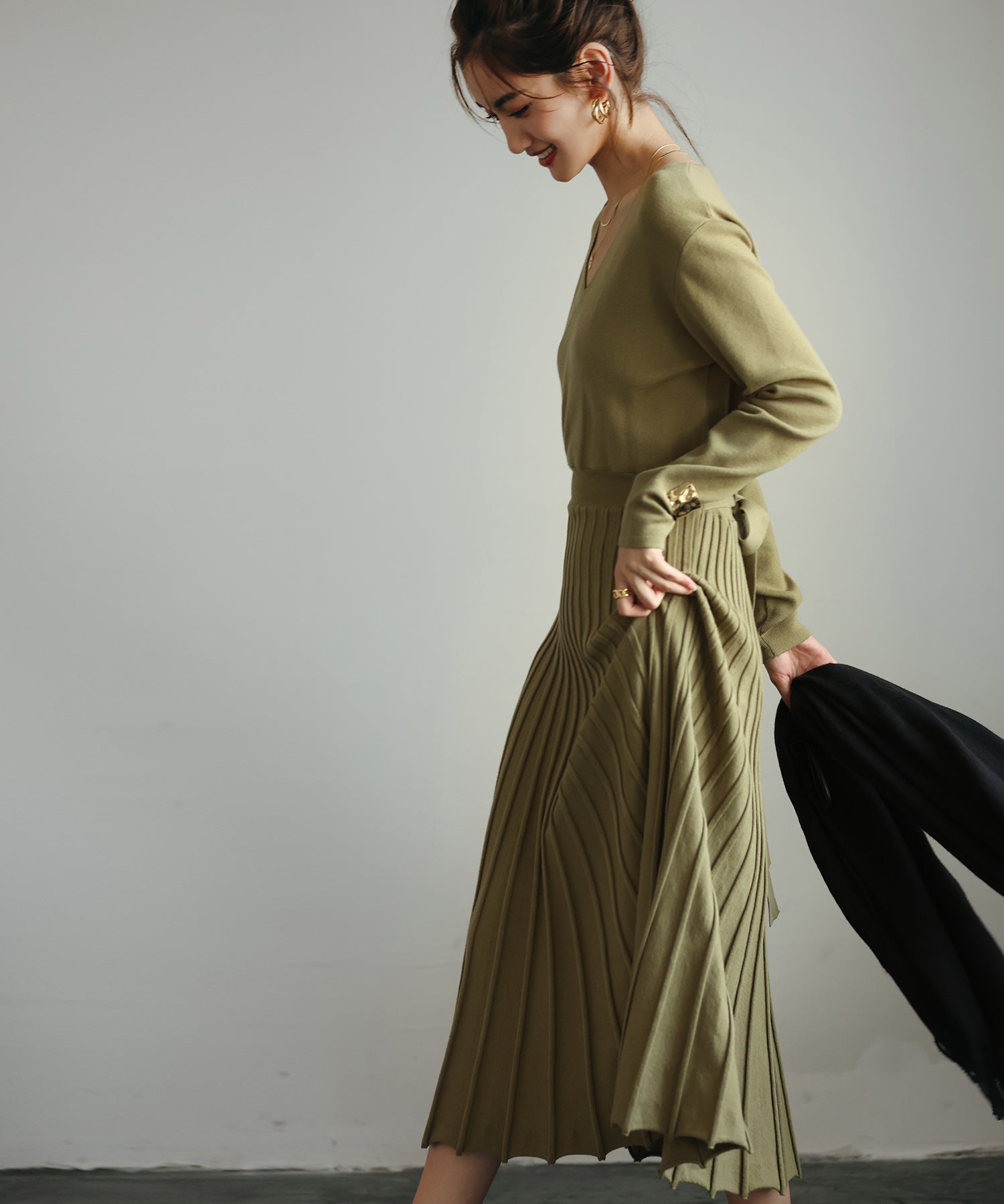 リブプリーツAラインロングニットワンピースxya1710 グリーン