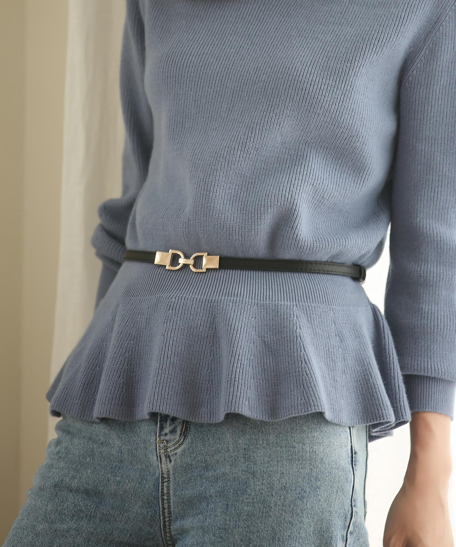 ゴールドバックル細ベルトxyf0002 ブラック