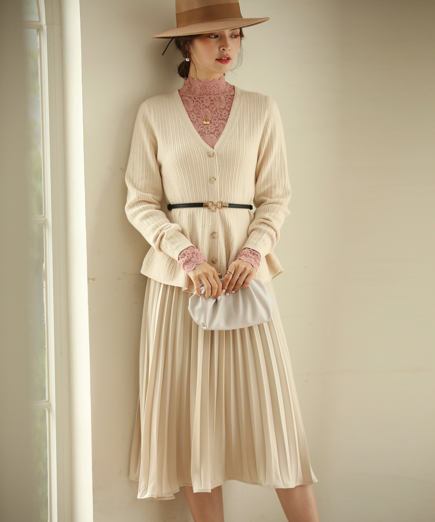 ゴールドバックル細ベルトxyf0002 ブラック