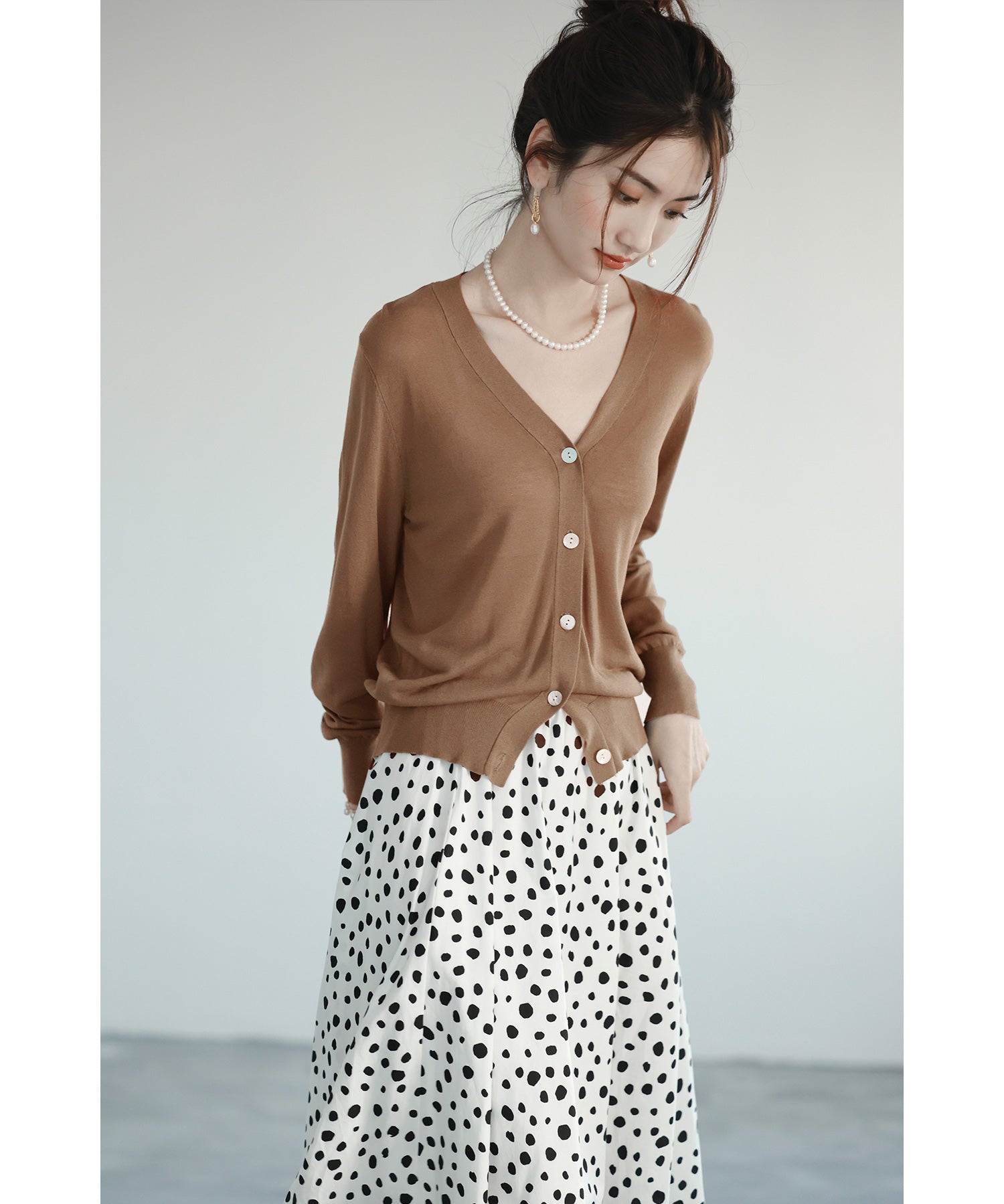 サマーニットVネックカーディガンxyf2080-103-17