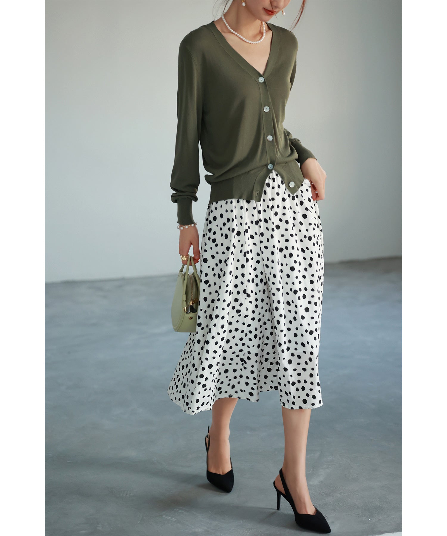 サマーニットVネックカーディガンxyf2080 カーキ