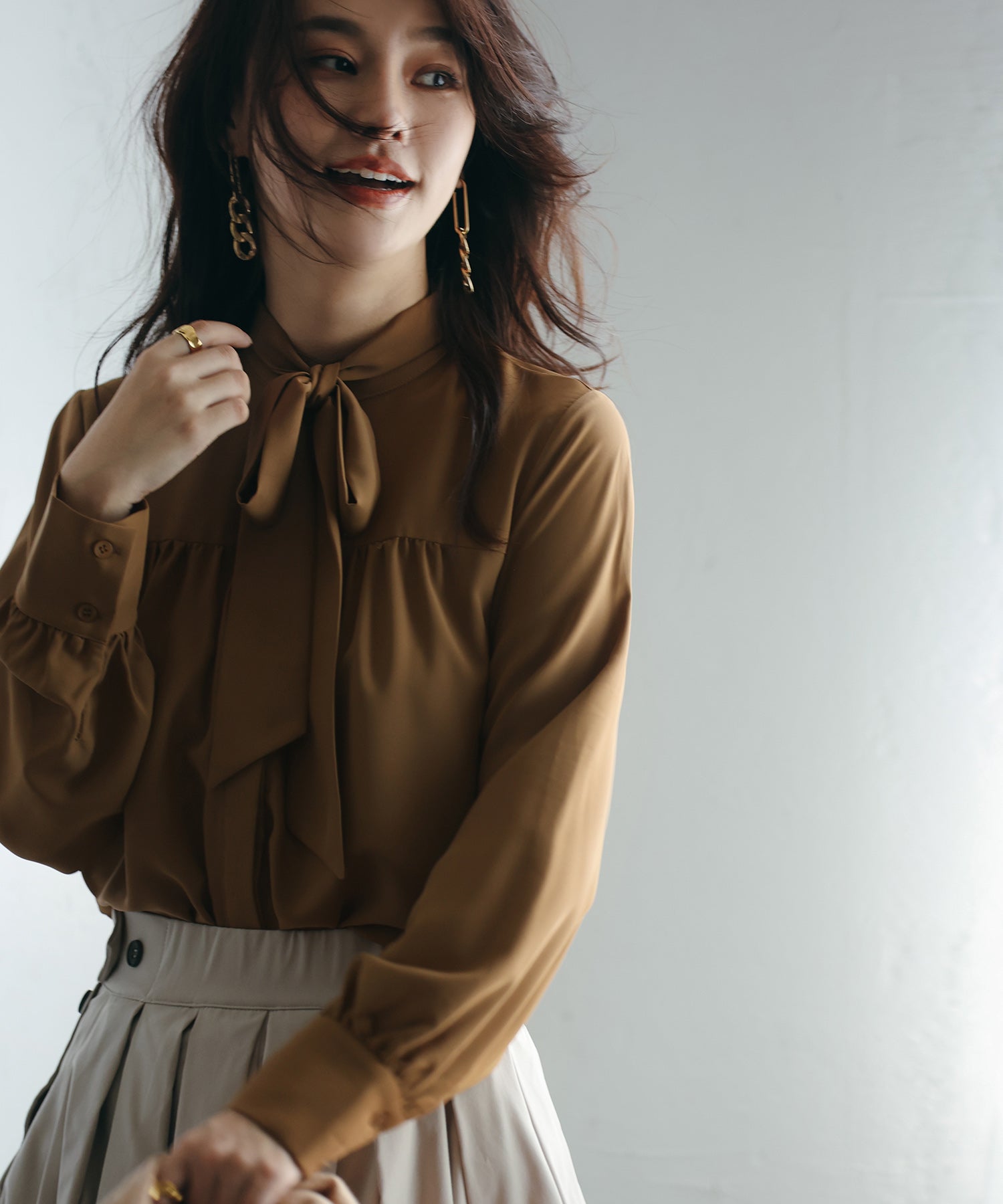 リボンタイシャーリングブラウスxyz265119-102-17