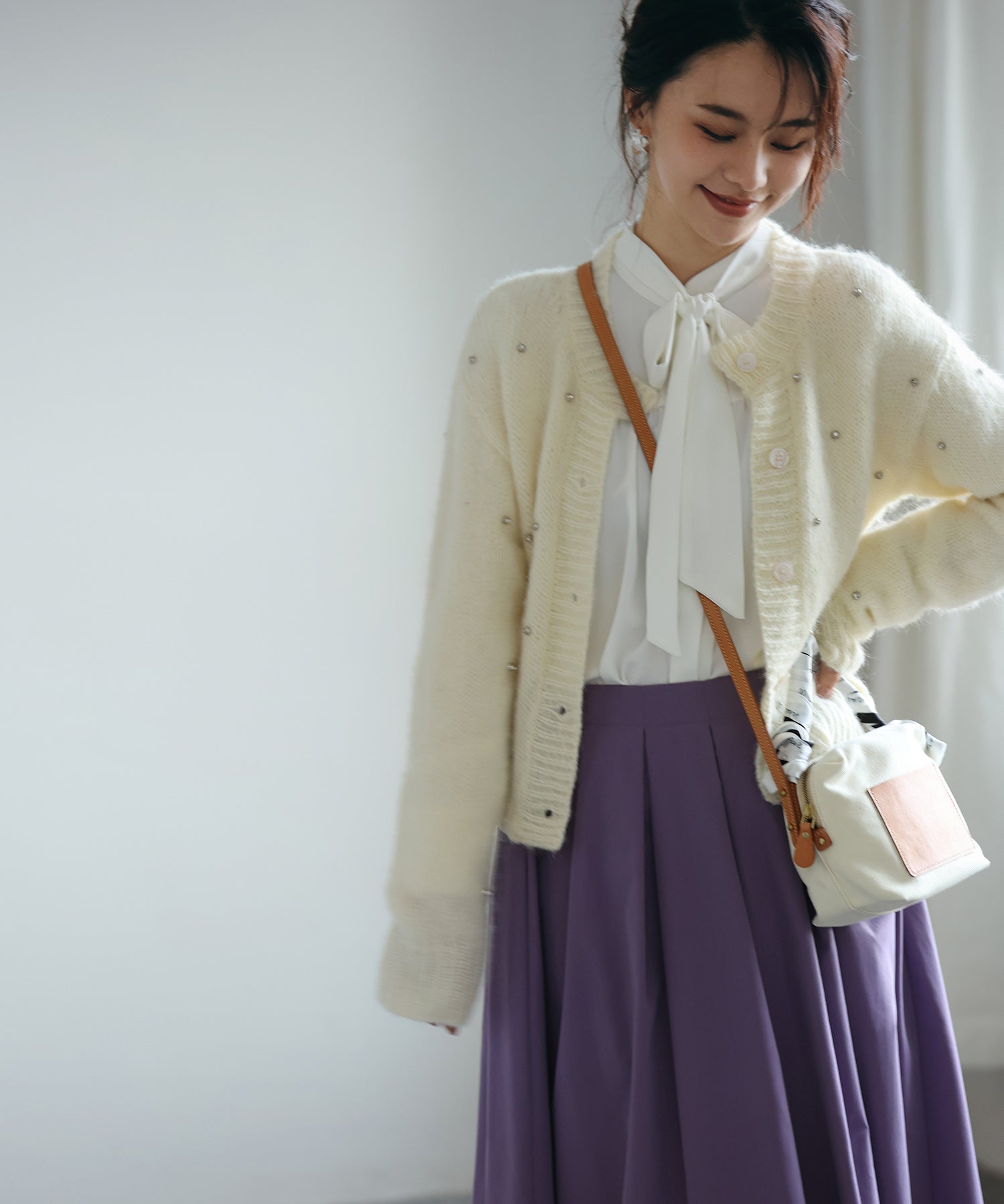 リボンタイシャーリングブラウス ホワイト