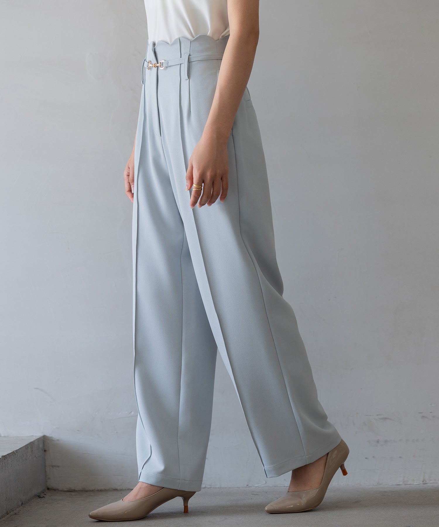 美品✨マディソンブルー　ウール100％フレアパンツ　ハイウエスト　グレー　00 美品✨マディソンブルー ウール100％フレアパンツ ハイウエスト グレー