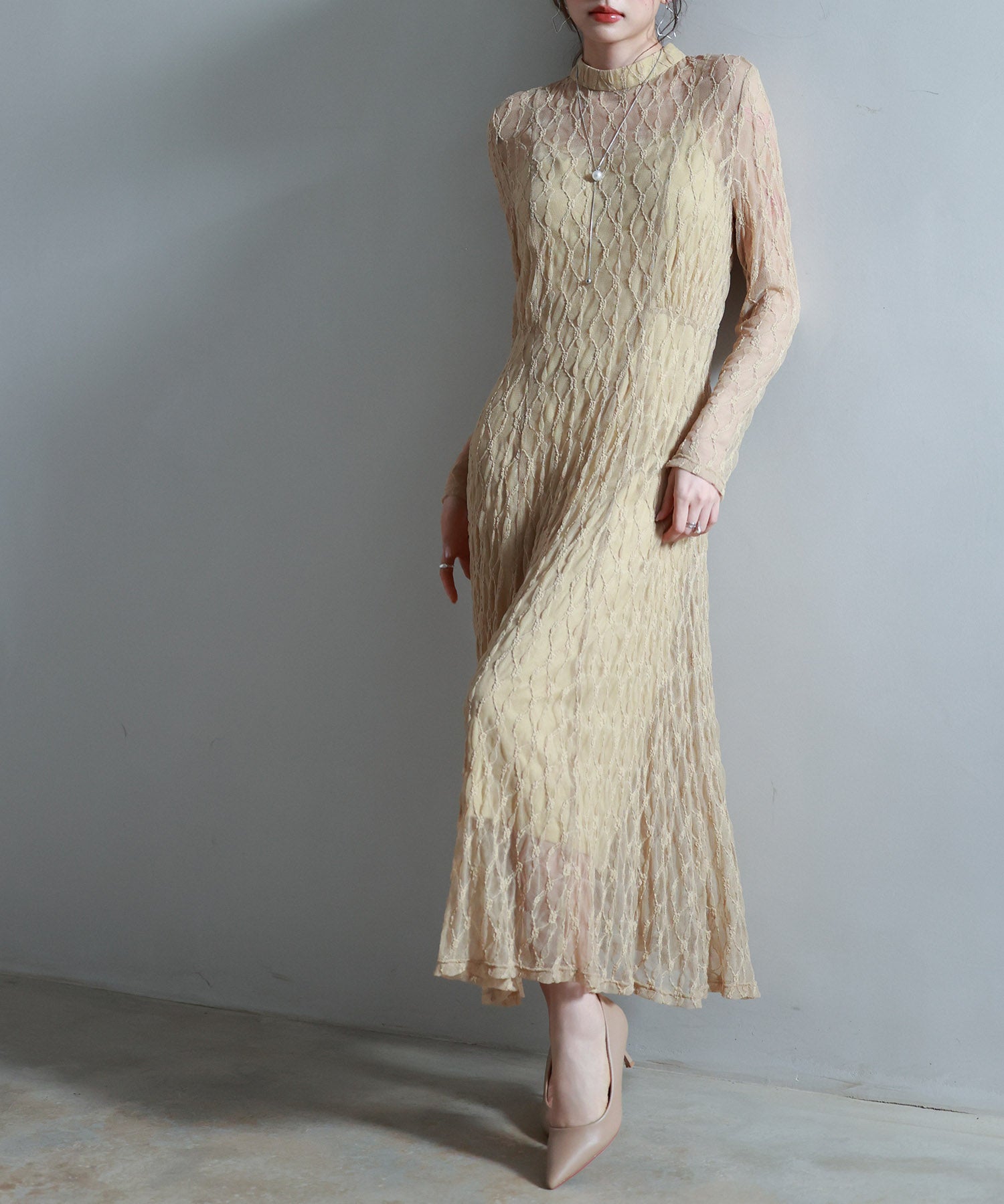 sobre★総レースミディアムワンピース sobre☆総レースミディアムワンピース