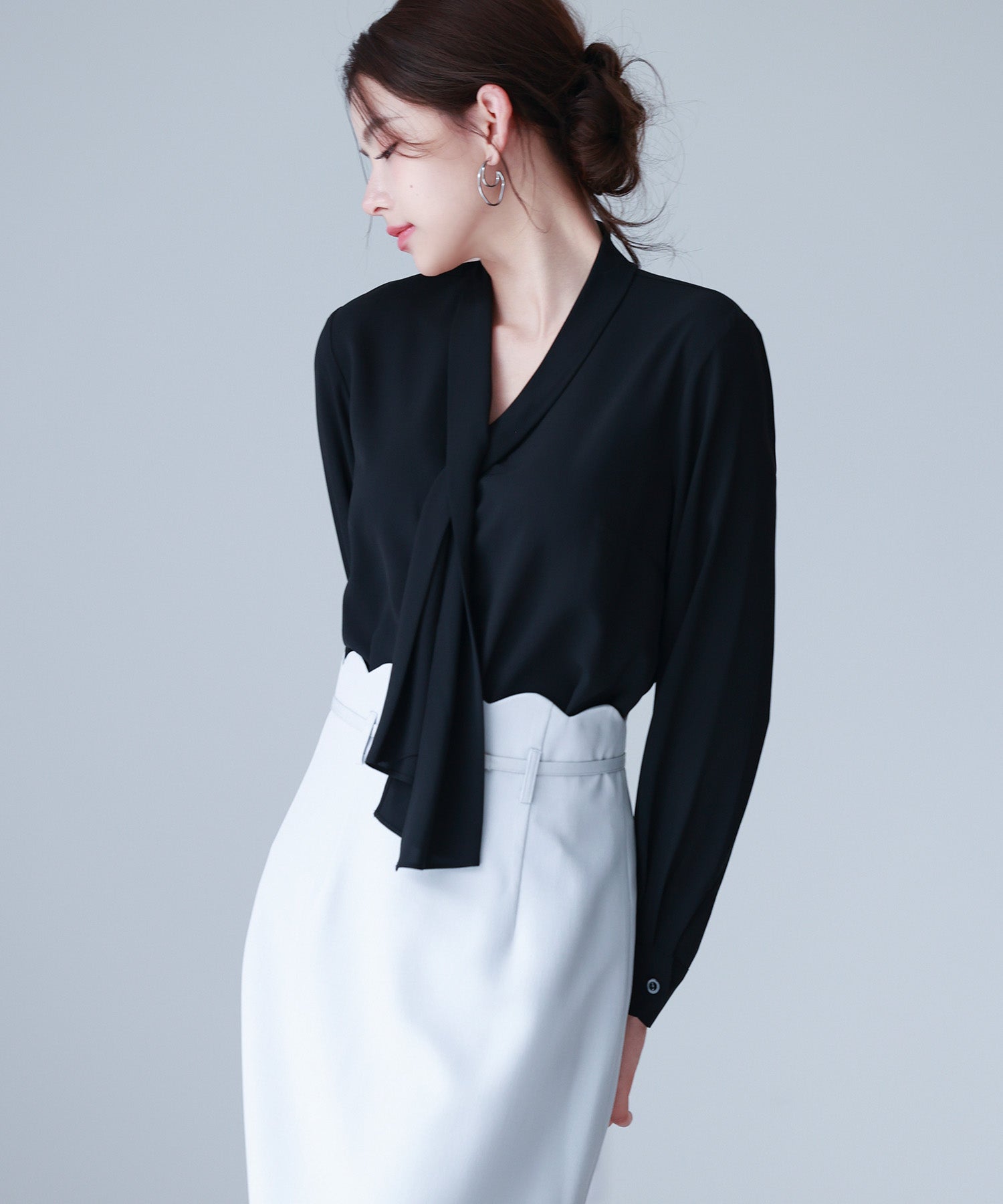 とろみ生地ボウタイブラウスsdp0286 ブラック – [公式]SAISON DE