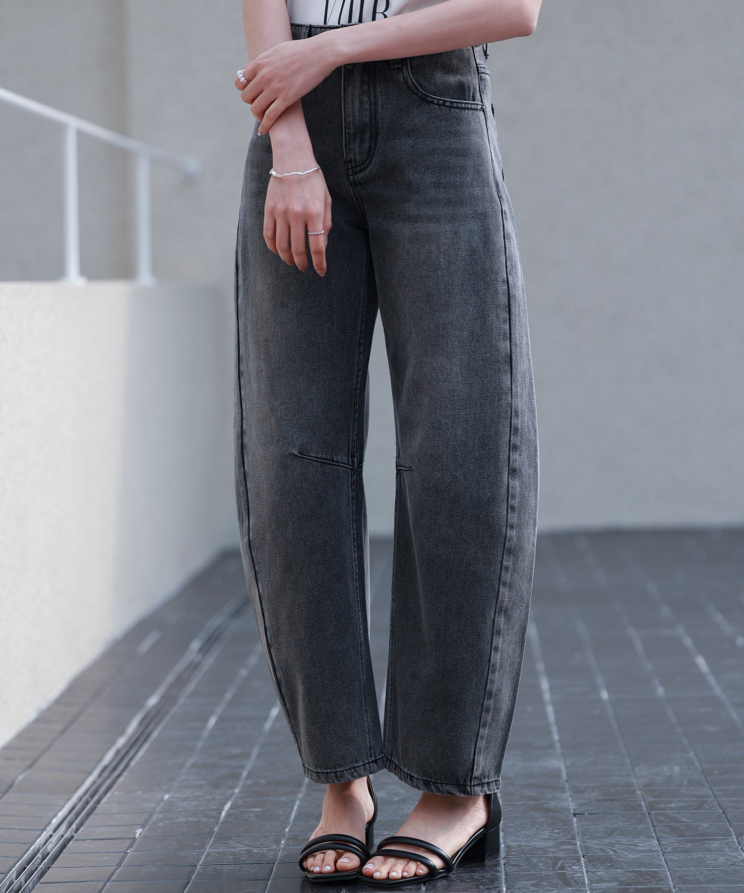 ヴィンテージ加工バレルレッグデニムsdp0287 チャコール – [公式