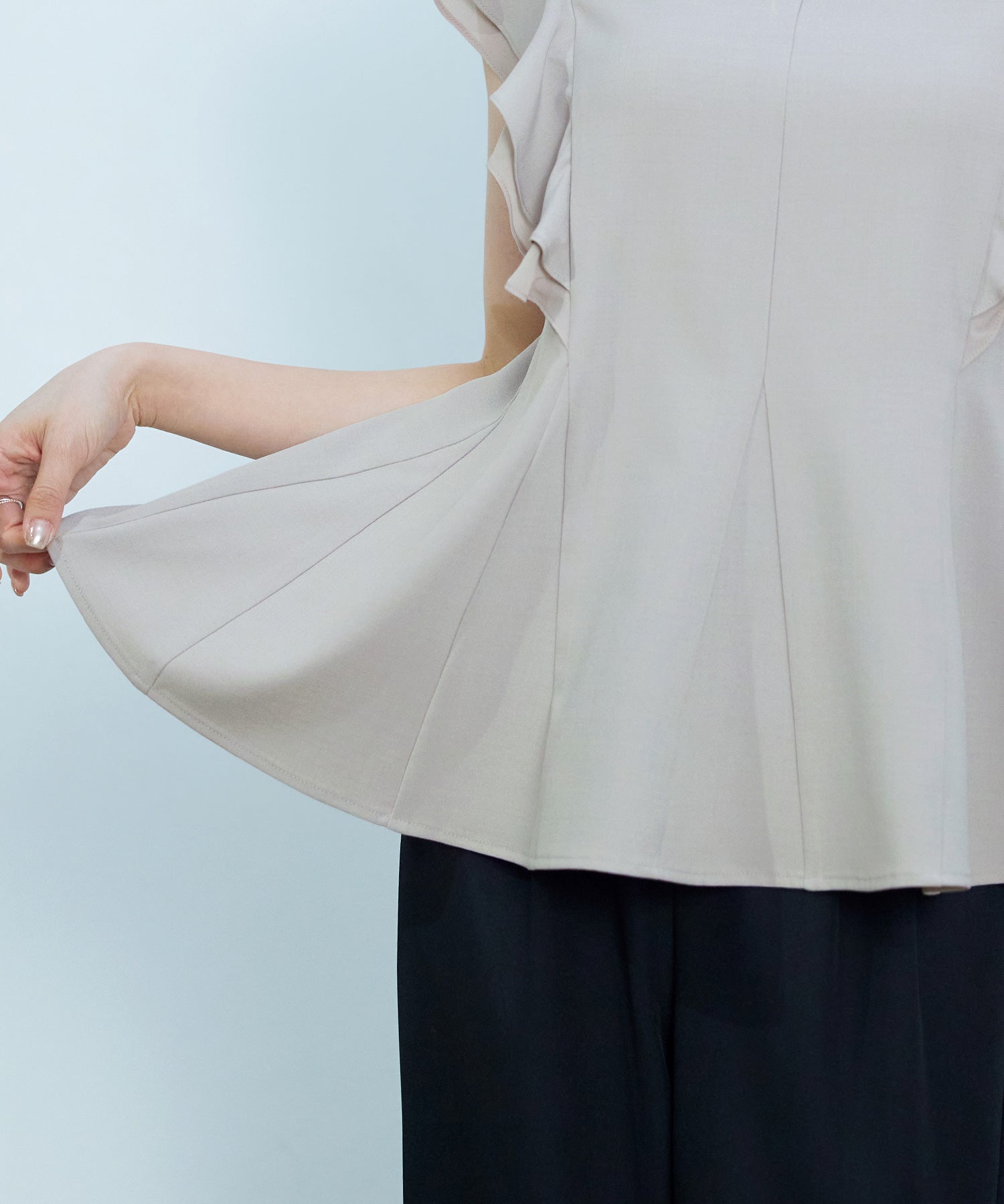 ダブルフリルキーネックブラウスsdp0394 オートミール