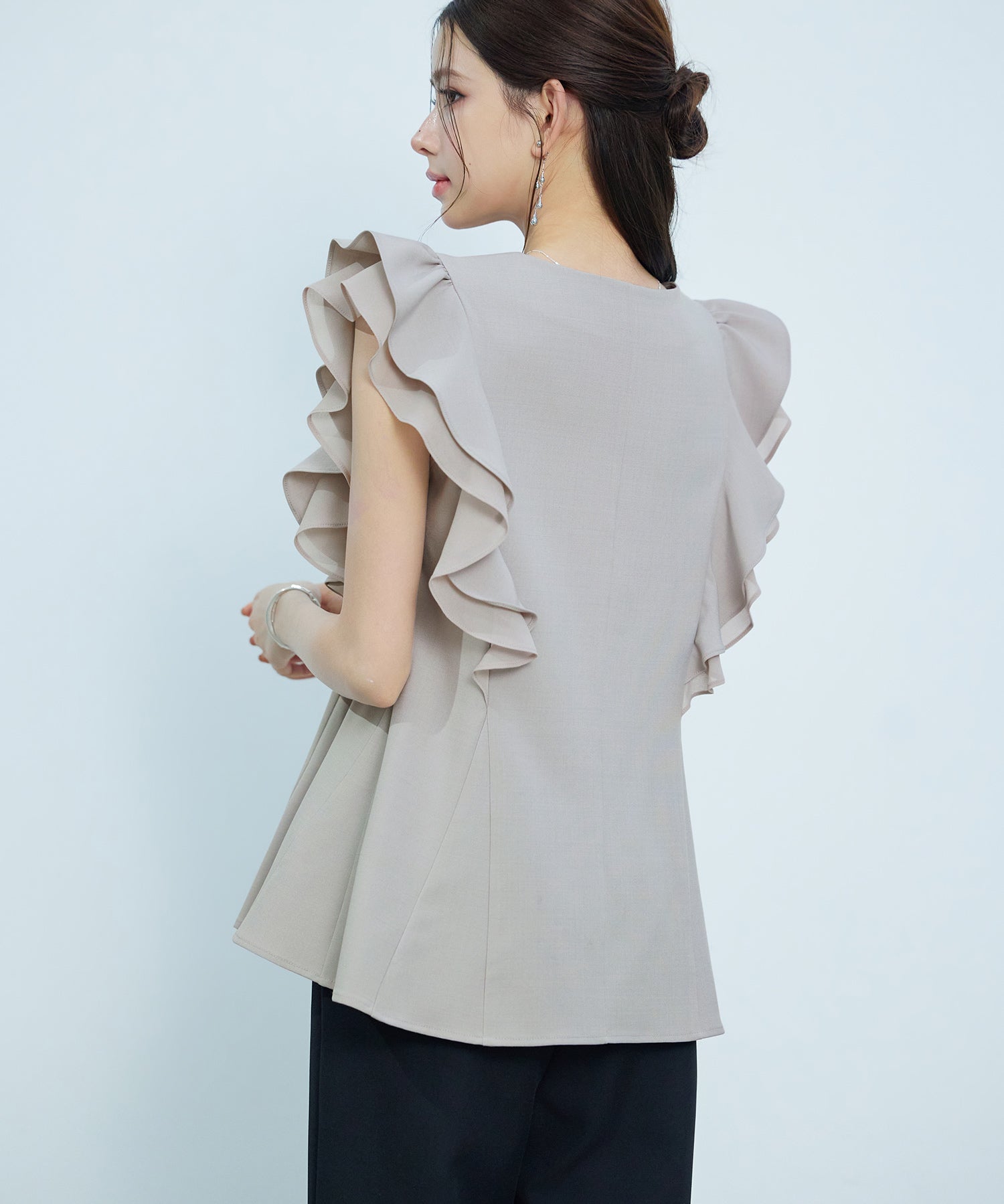 ダブルフリルキーネックブラウスsdp0394 オートミール
