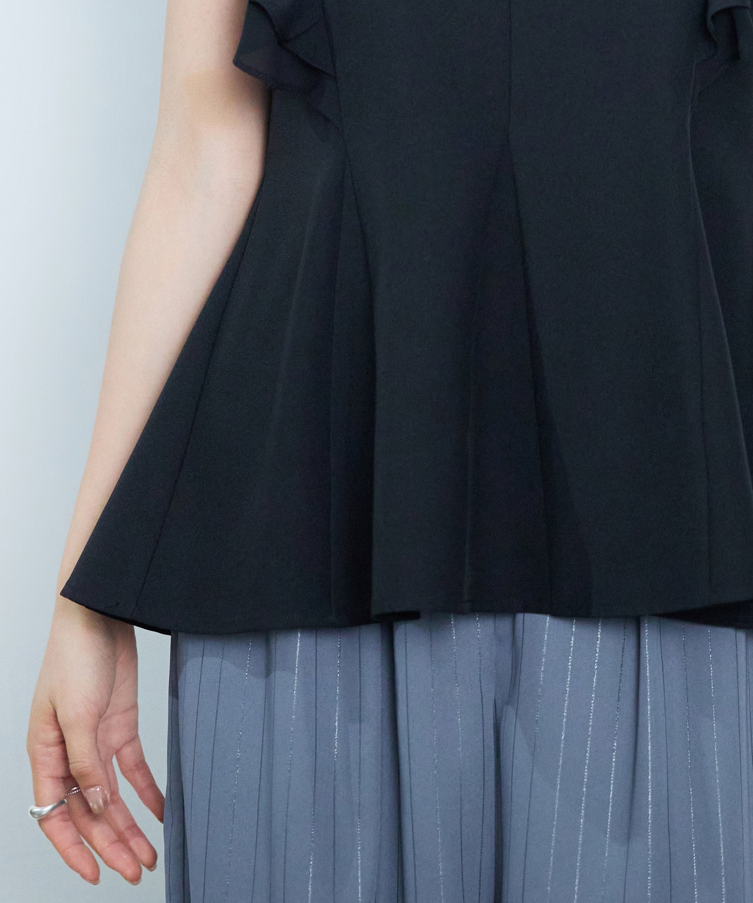 ダブルフリルキーネックブラウスsdp0394 ブラック