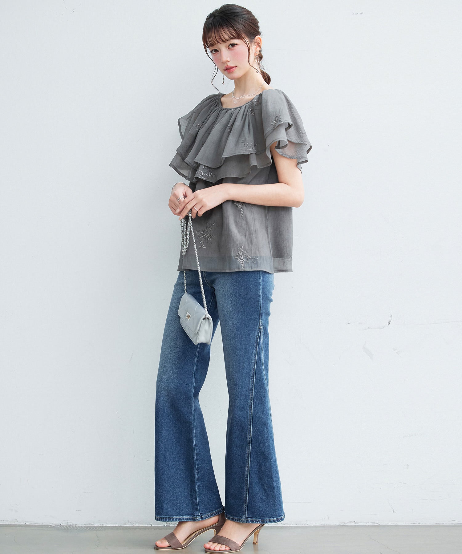 刺繡入りオーガンジーフリルブラウスsdp0396 ダークブラウン