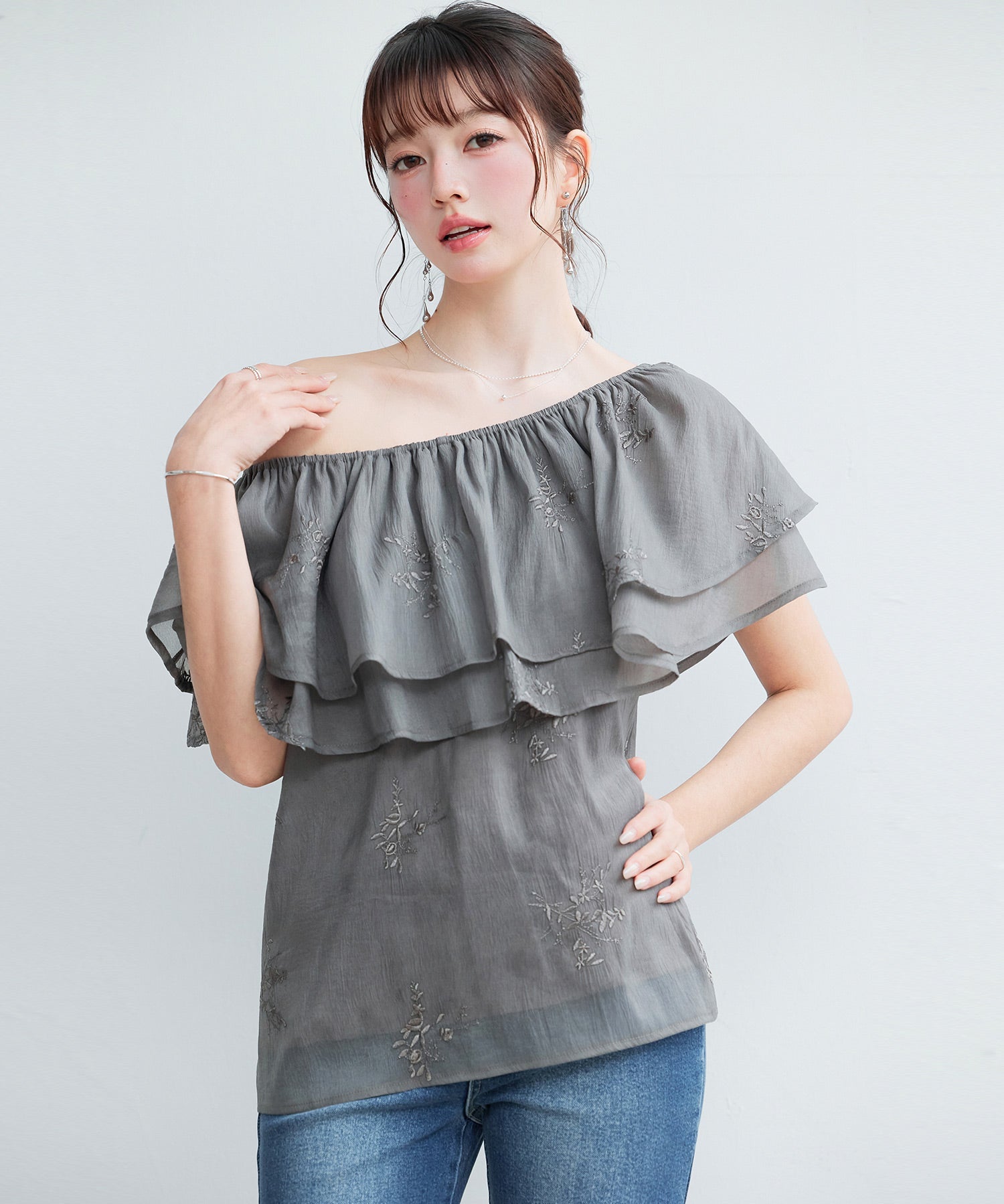 刺繡入りオーガンジーフリルブラウスsdp0396