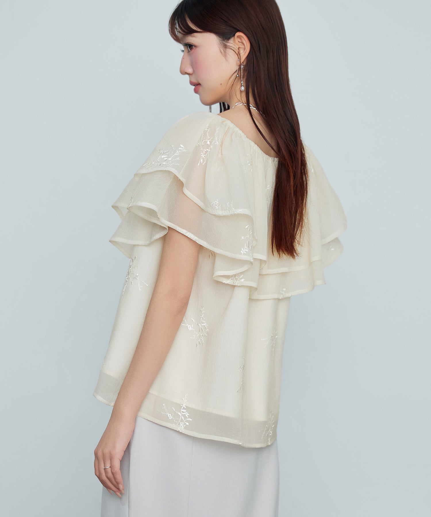 刺繡入りオーガンジーフリルブラウスsdp0396 アイボリー – [公式