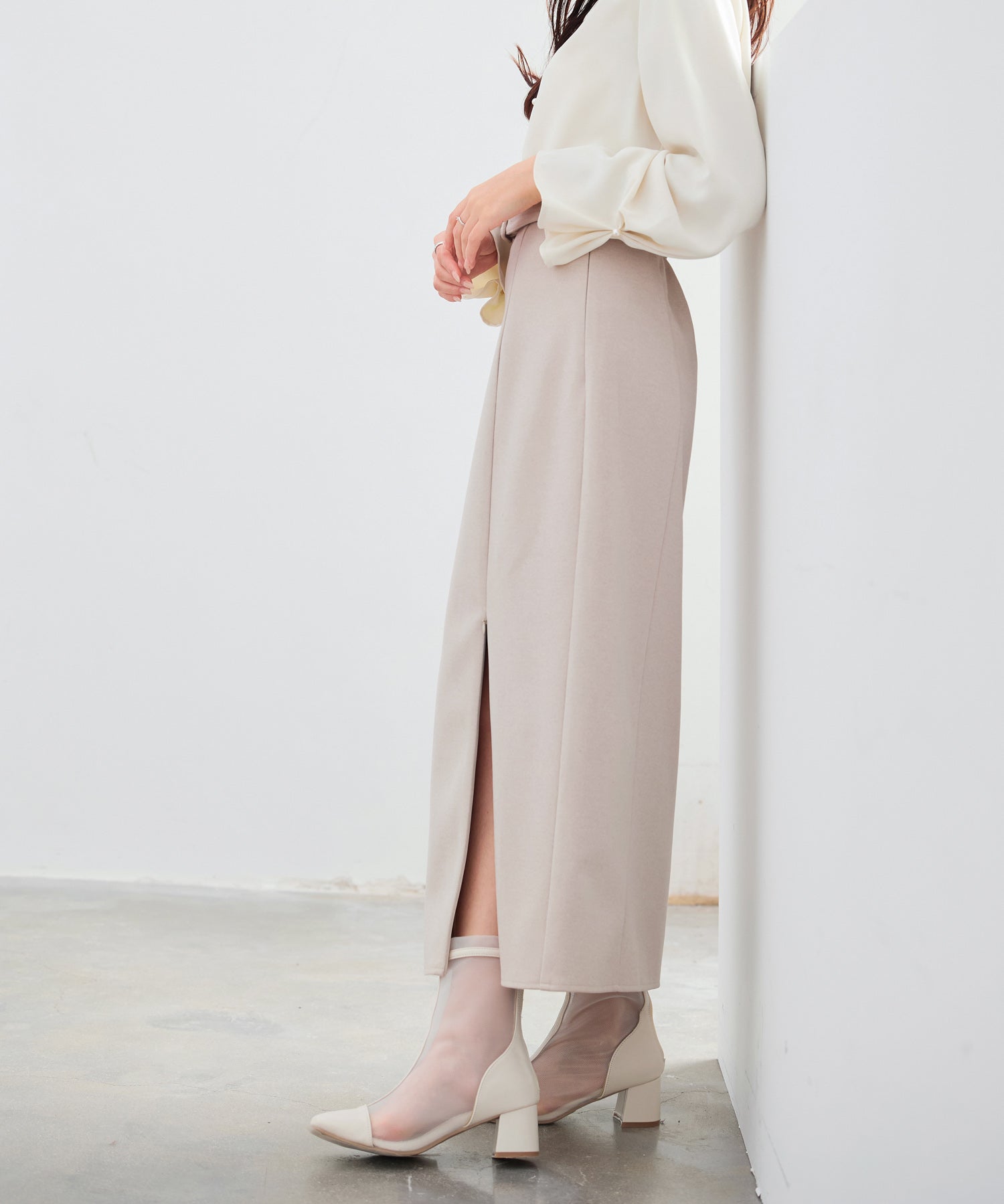 共布ベルト付きロングスカート