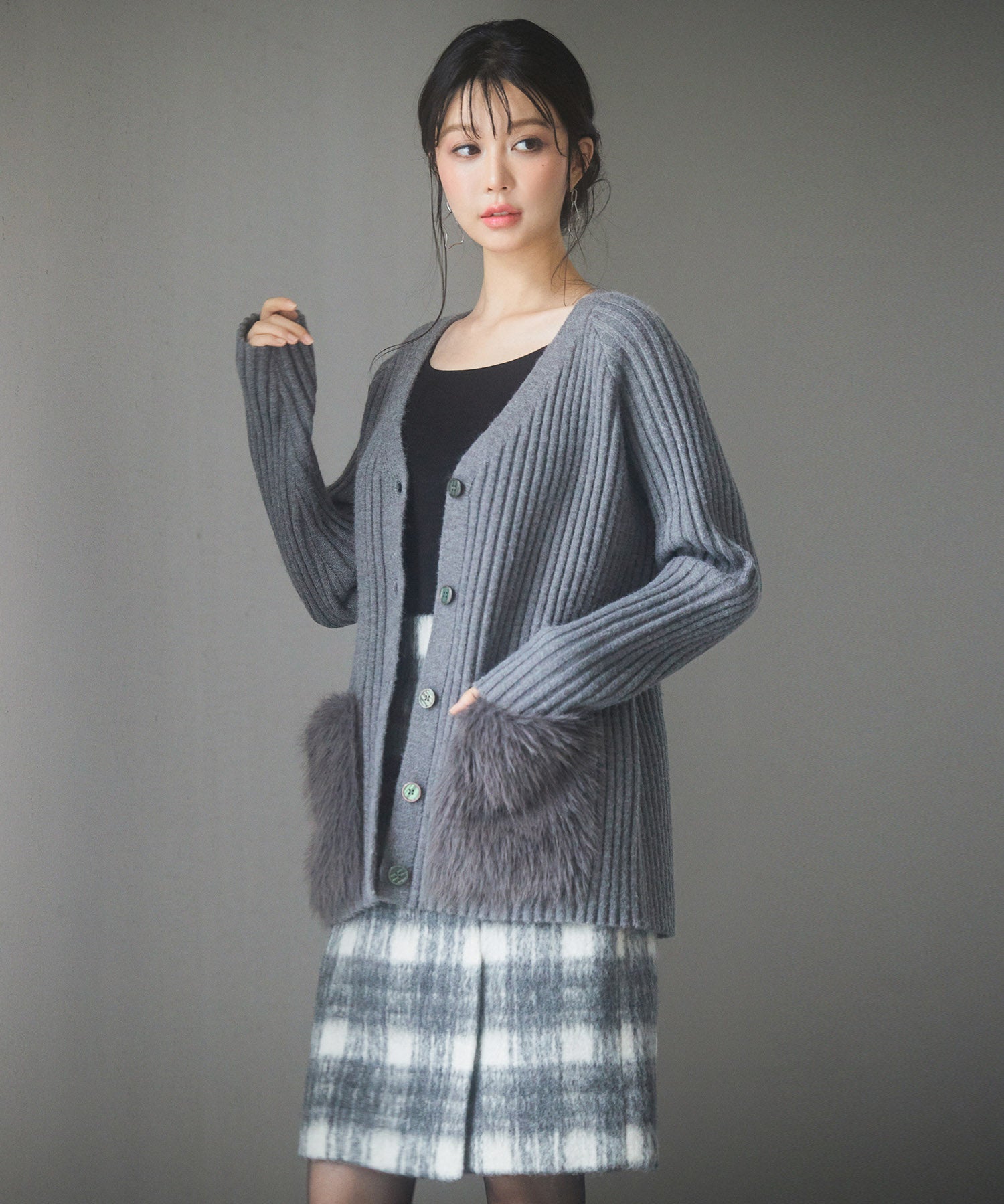 ファーポケットVネックニットカーディガンsdp8029 グレー
