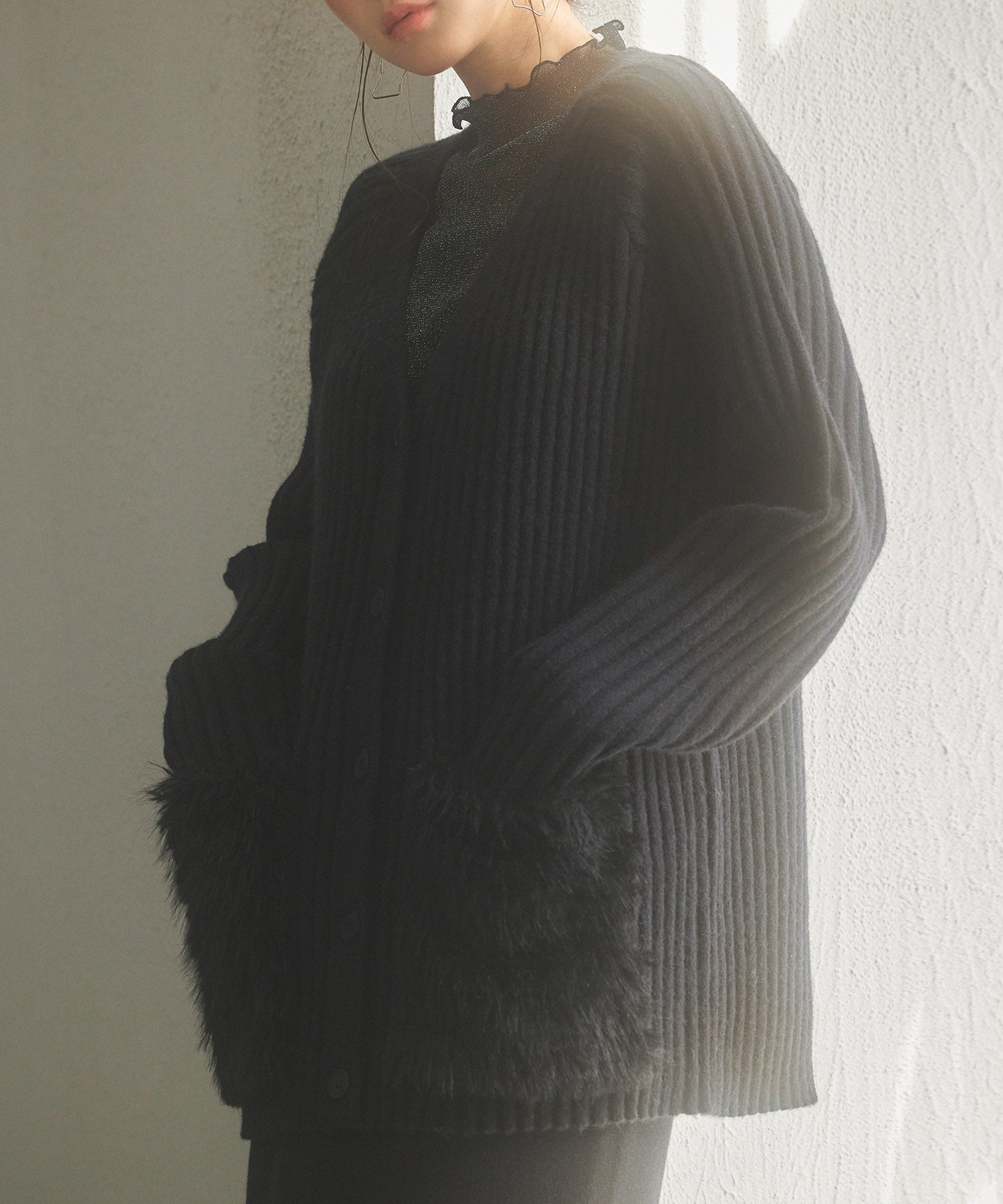 ファーポケットVネックニットカーディガンsdp8029 ブラック