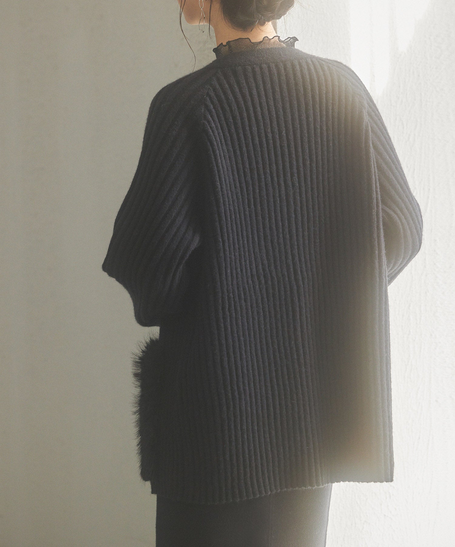 ファーポケットVネックニットカーディガンsdp8029 ブラック – [公式