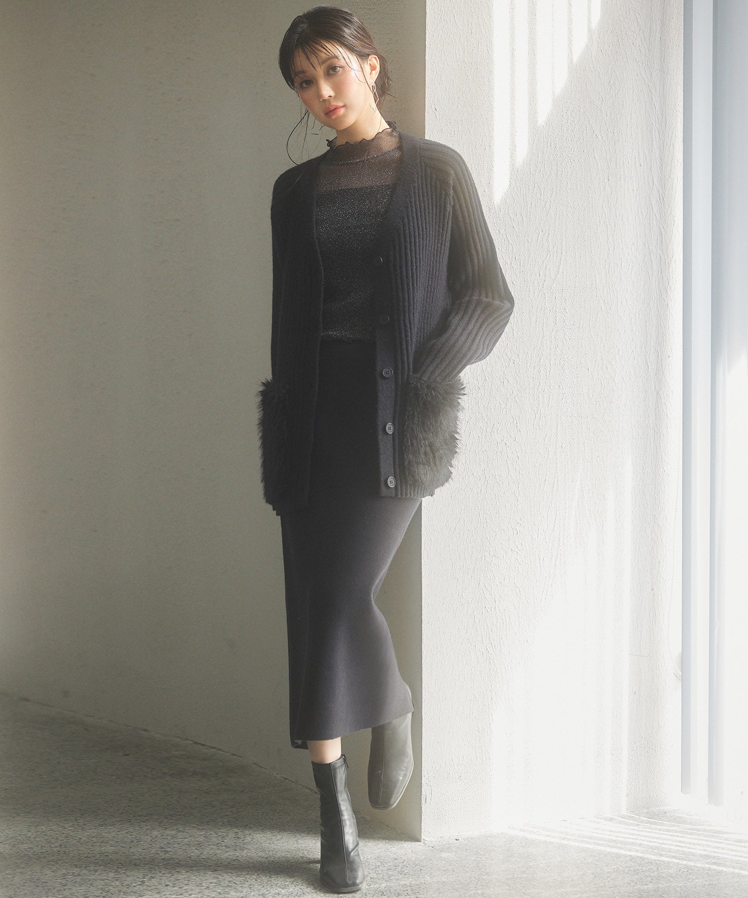 ファーポケットVネックニットカーディガンsdp8029 ブラック – [公式