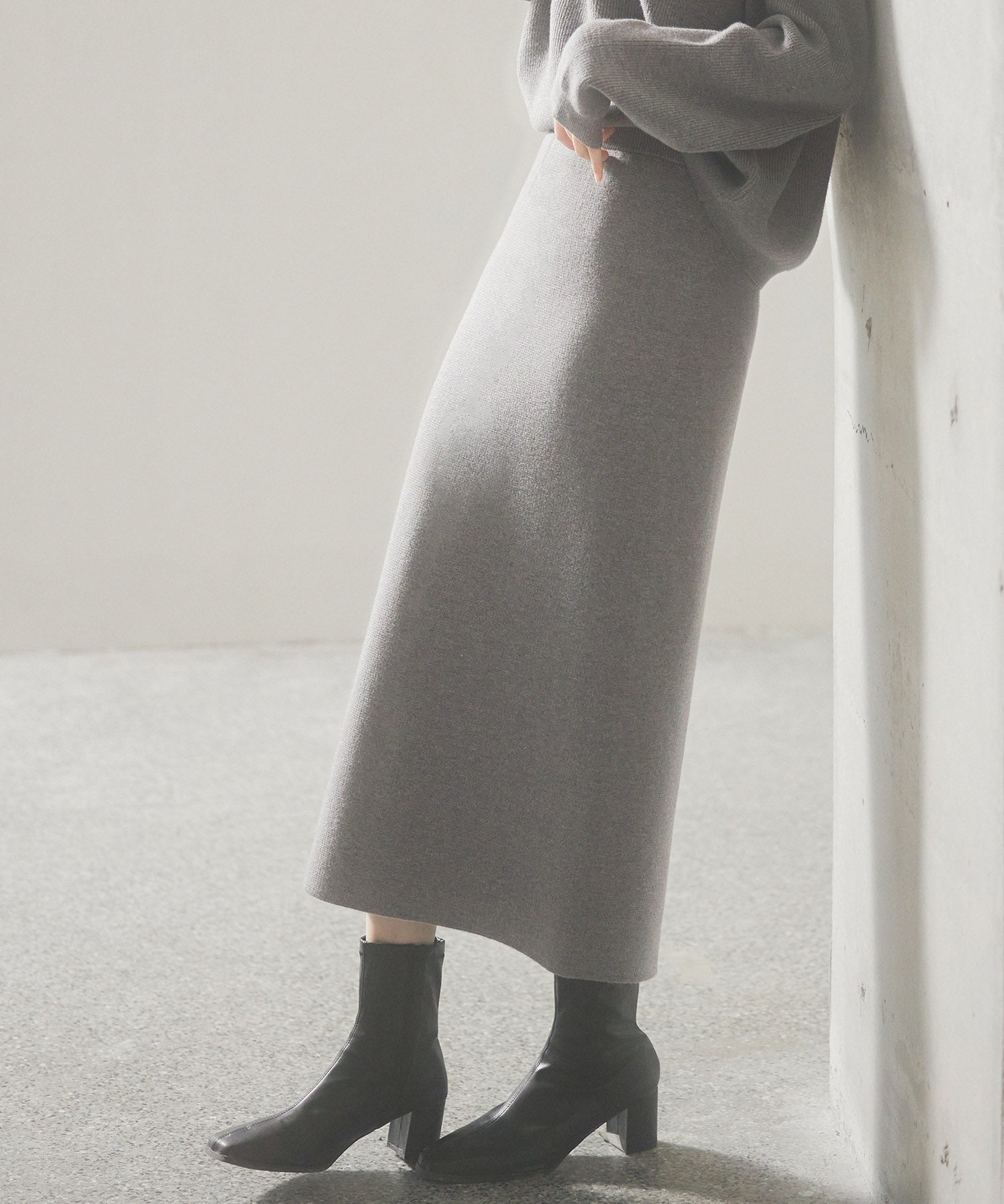予約販売12月中旬発送　裏起毛タイトニットスカートsdp8041 グレー