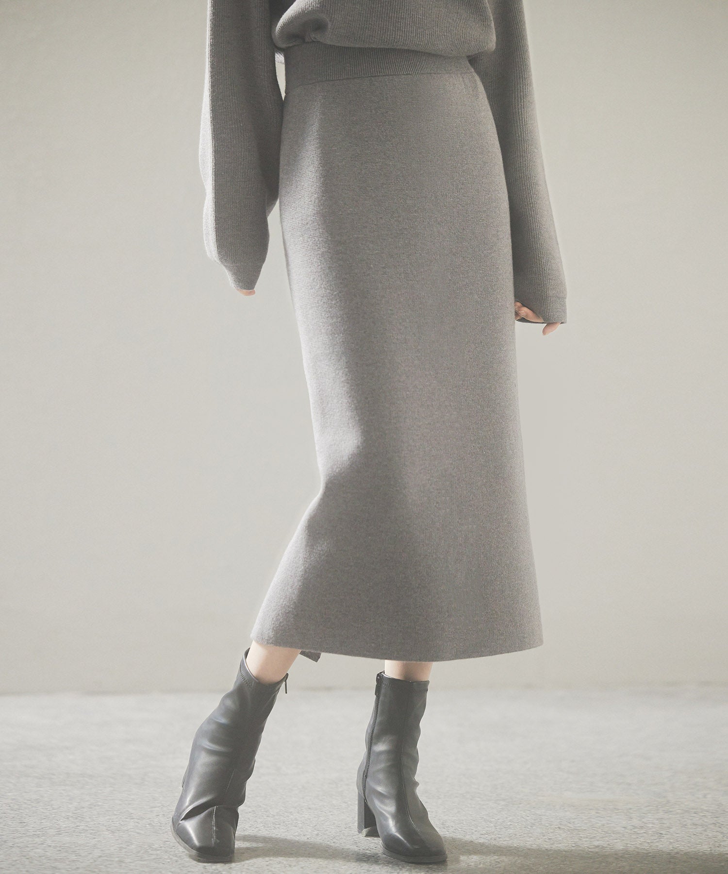 予約販売12月中旬発送 裏起毛タイトニットスカートsdp8041 グレー