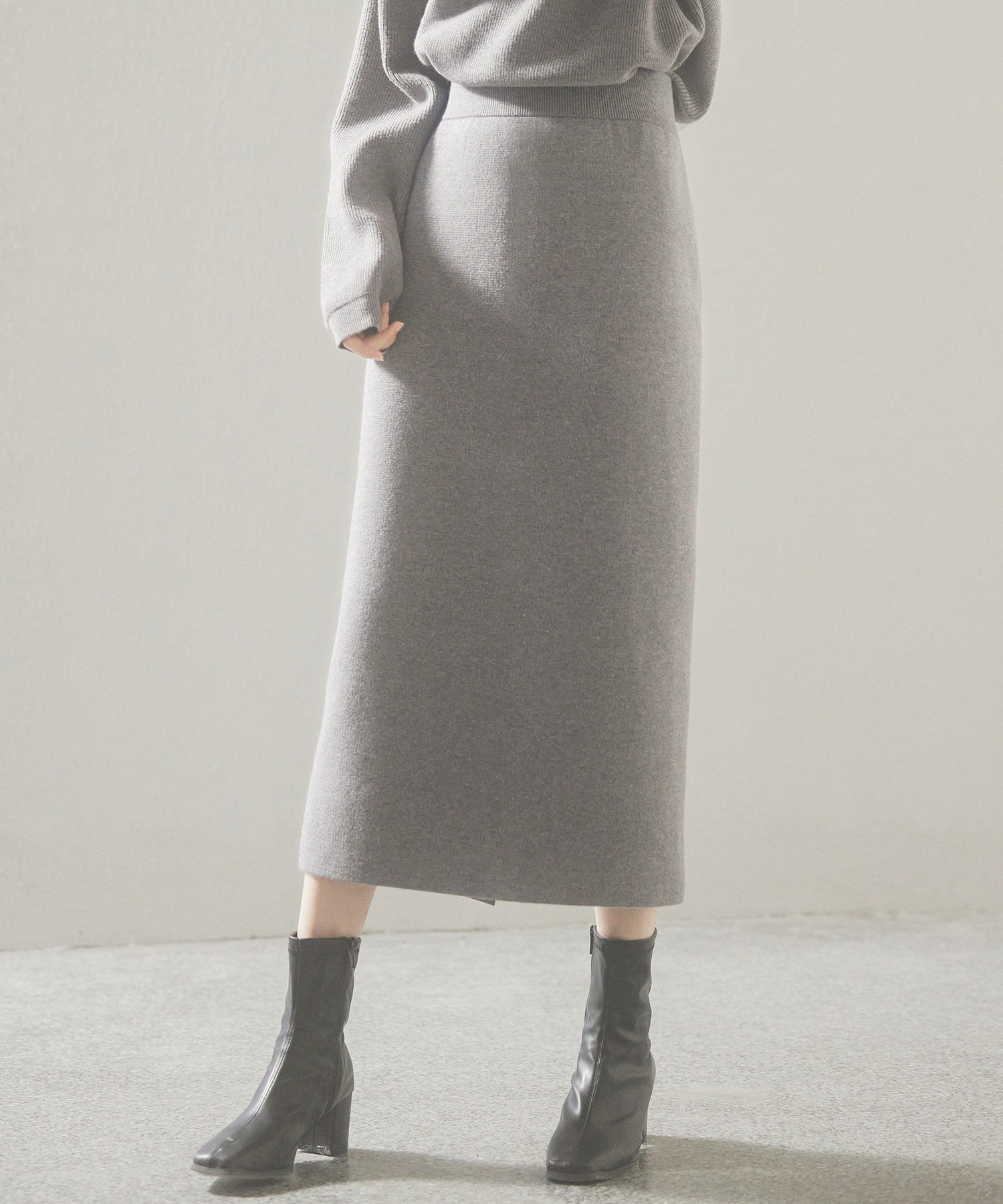 予約販売12月中旬発送　裏起毛タイトニットスカートsdp8041 グレー