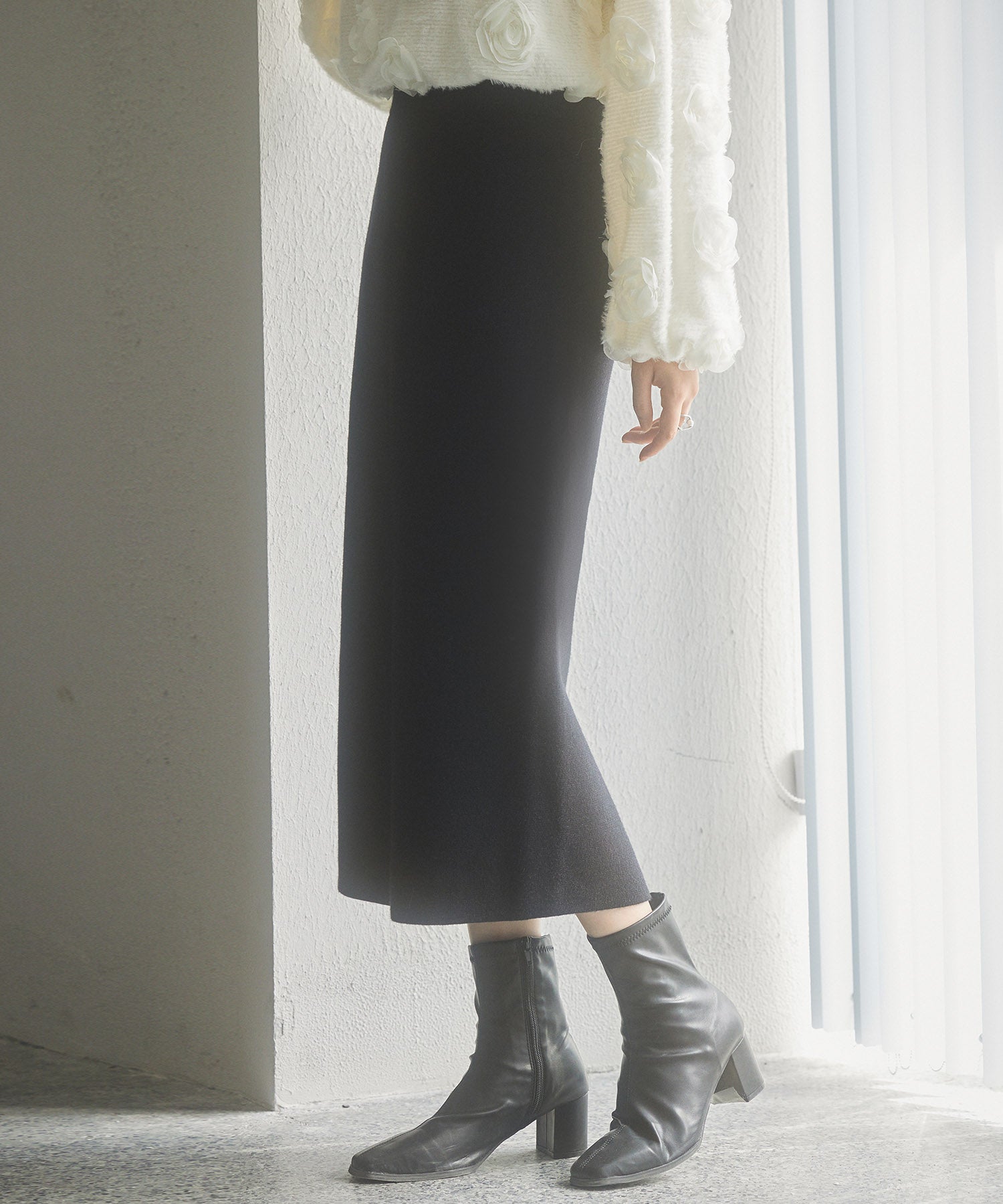 予約販売12月中旬発送　裏起毛タイトニットスカートsdp8041 ブラック