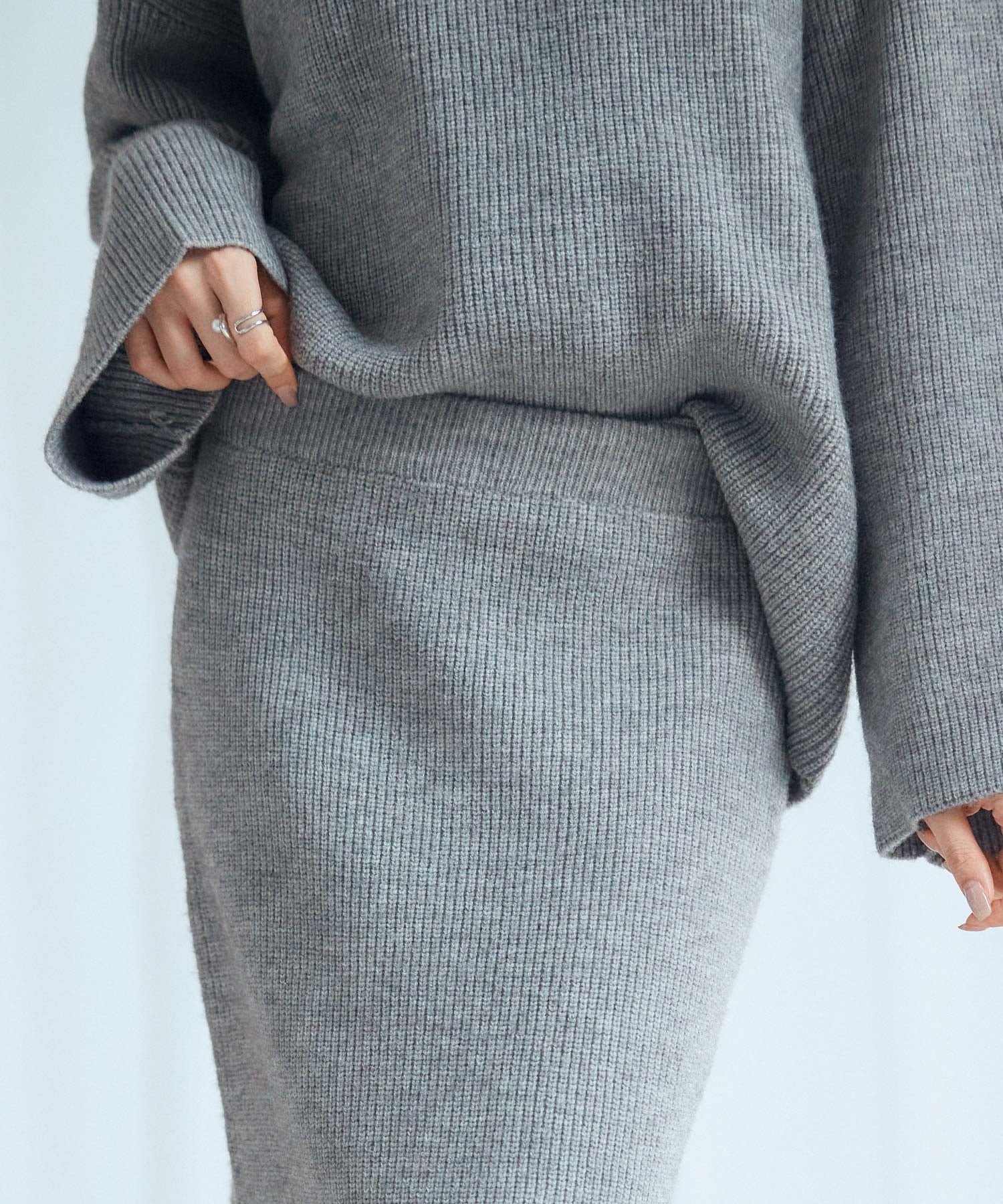 着回し拔群ニットセットアップsdp8043 グレー