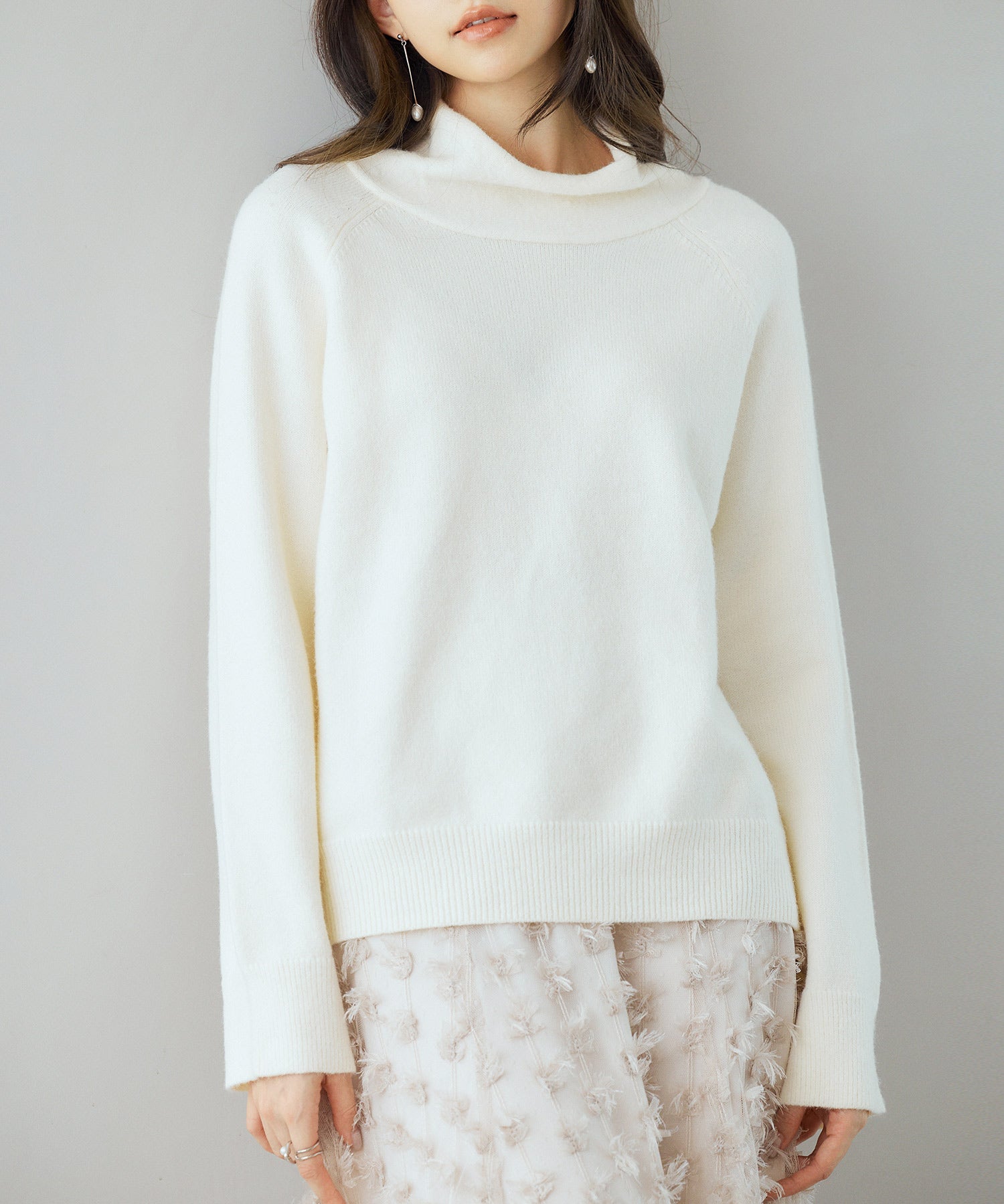 タートルネックニットプルオーバーsdp8045 アイボリー – [公式]SAISON