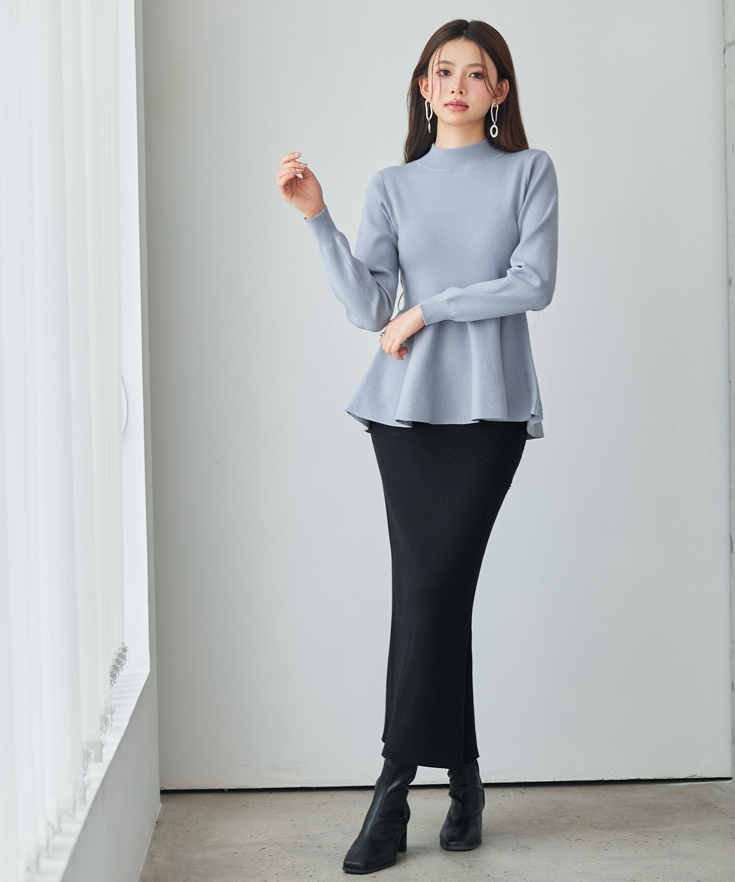 モックネックペプラムニットトップスsdp8066 ブルーグレー – [公式