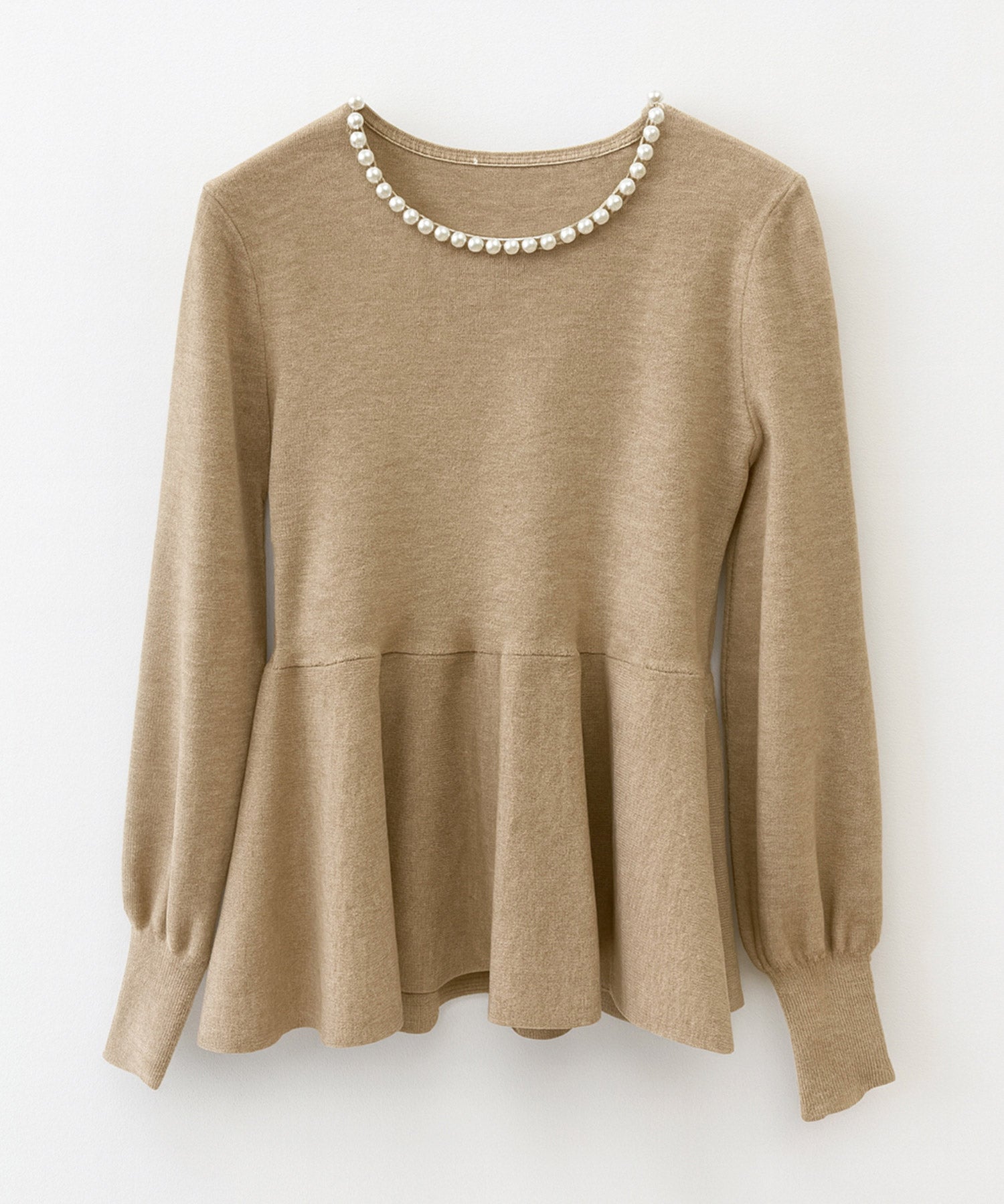 パール付きニットペプラムプルオーバーsdp8068 ベージュ – [公式
