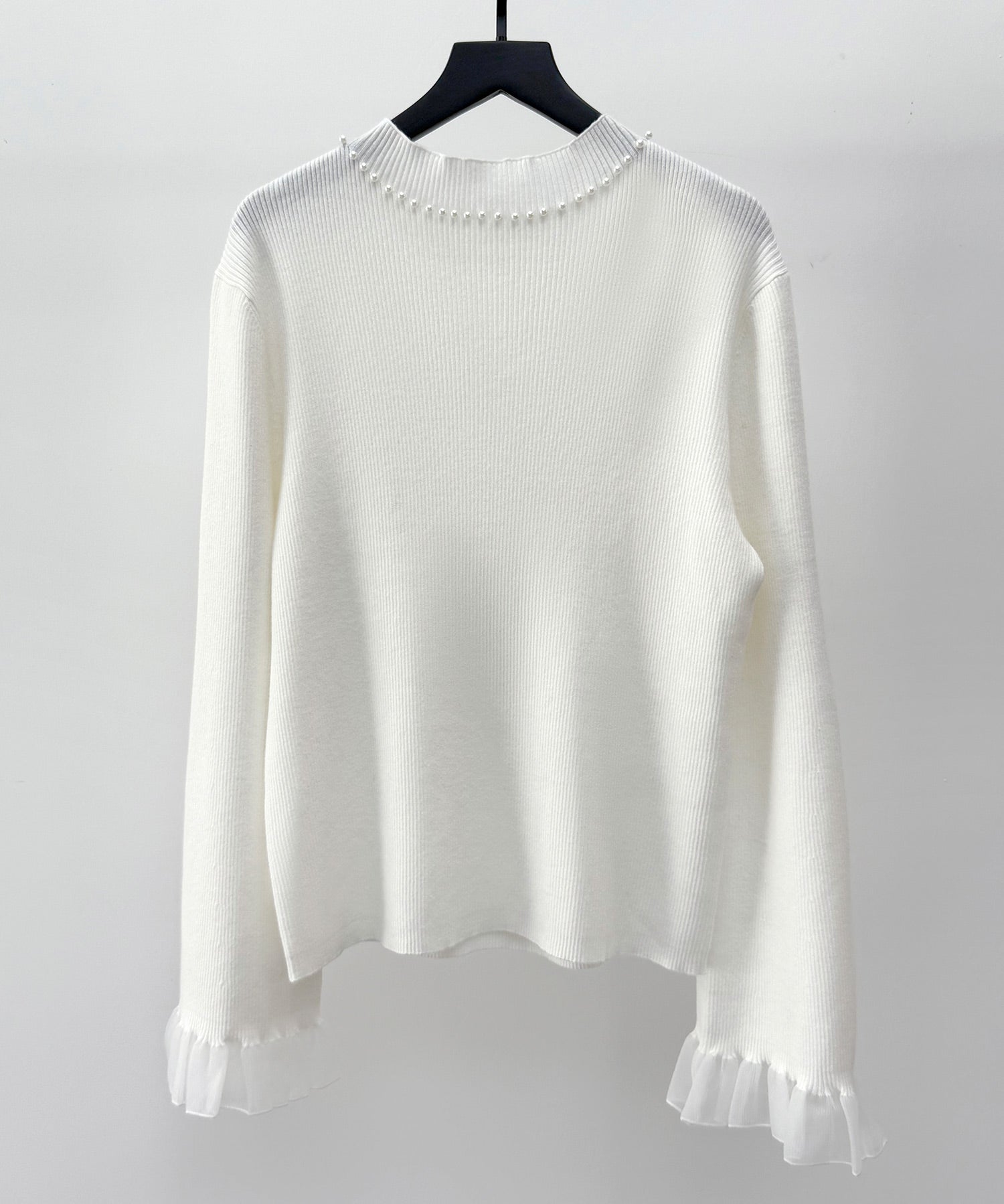 襟パール付リブ編みニットトップス
sdp8069 アイボリー