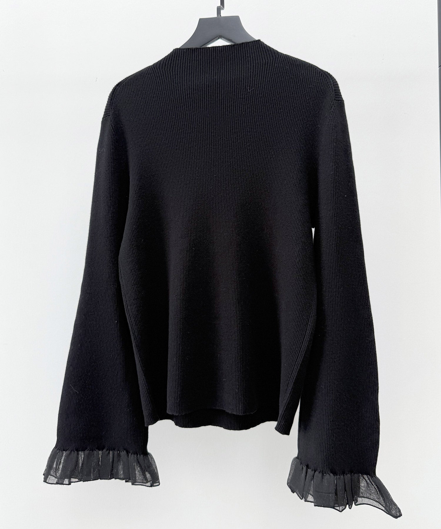 襟パール付リブ編みニットトップス
sdp8069 ブラック