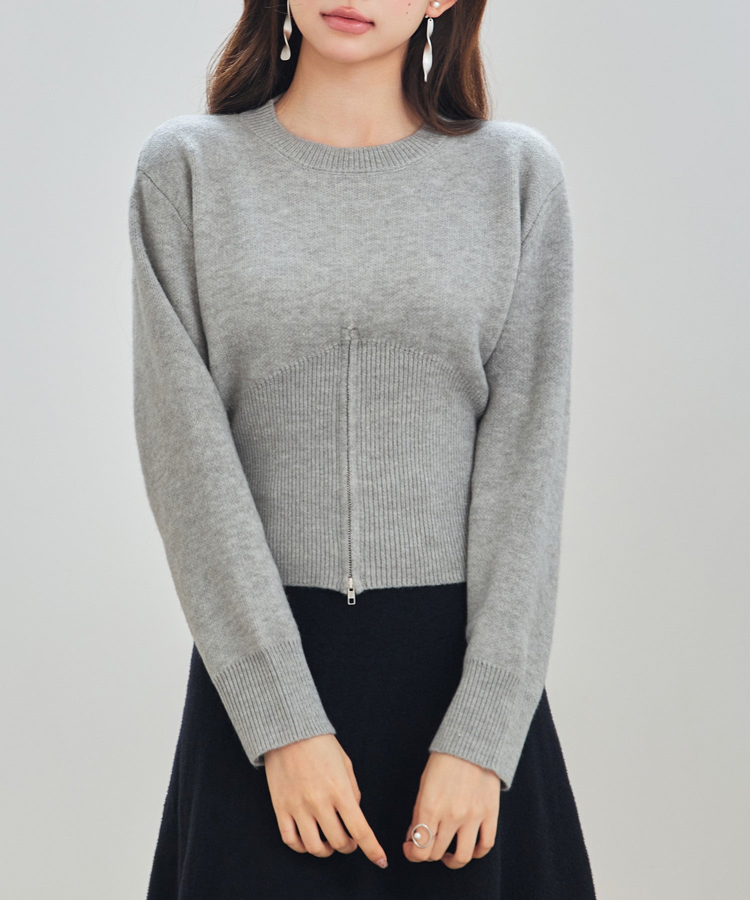 ショート丈ジップ付きニットトップスsdp8111 グレー – [公式]SAISON DE