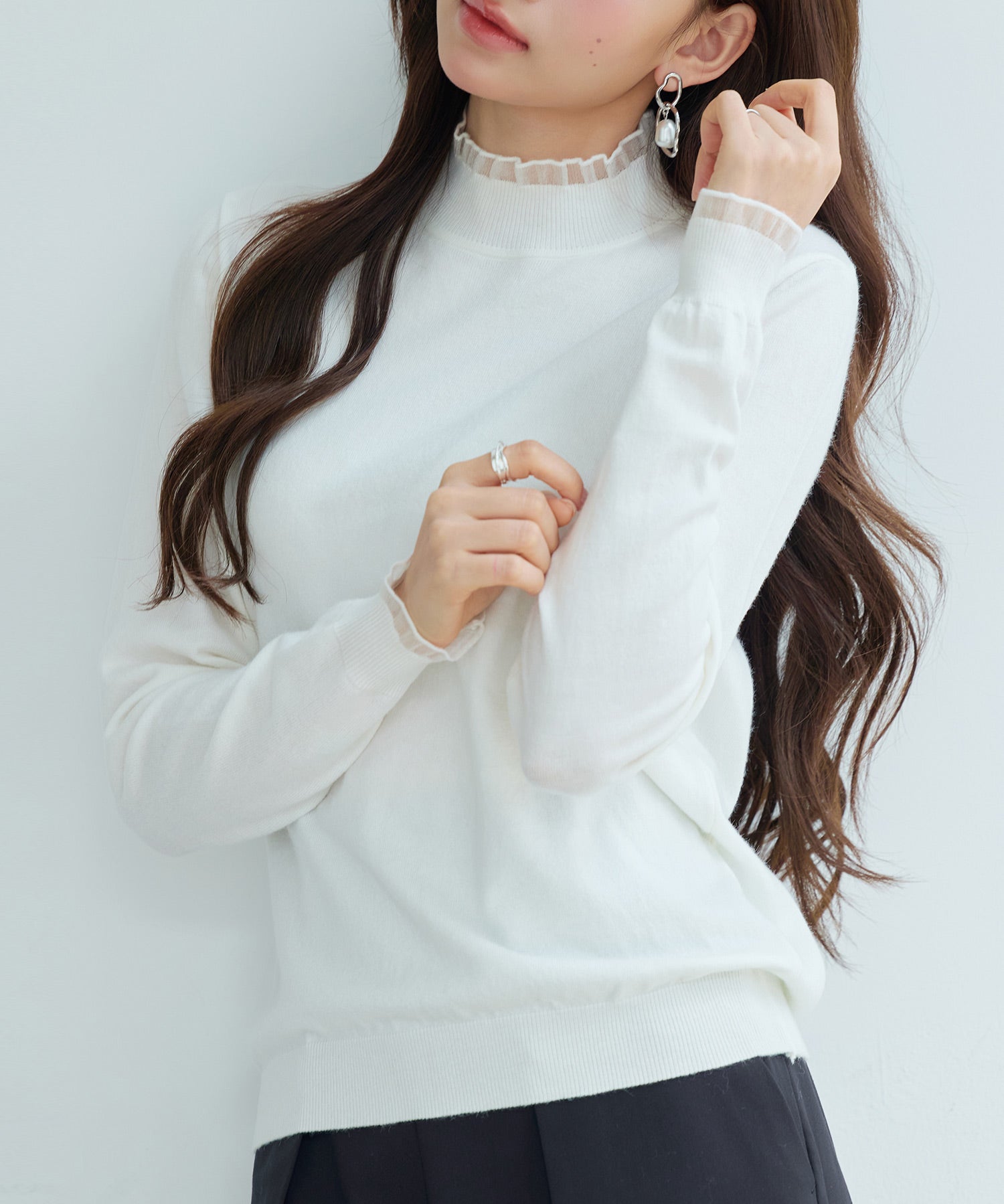 エブリデイシアーフリルニットプルオーバーsdp8118 アイボリー